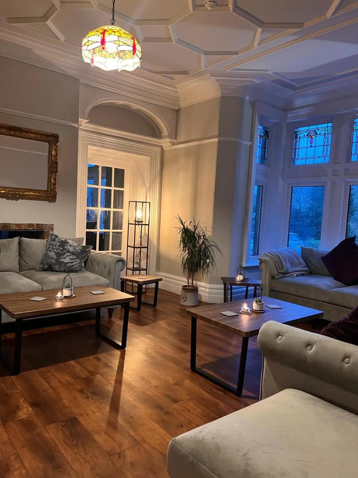 Seating area in Heath Cottage Hotel