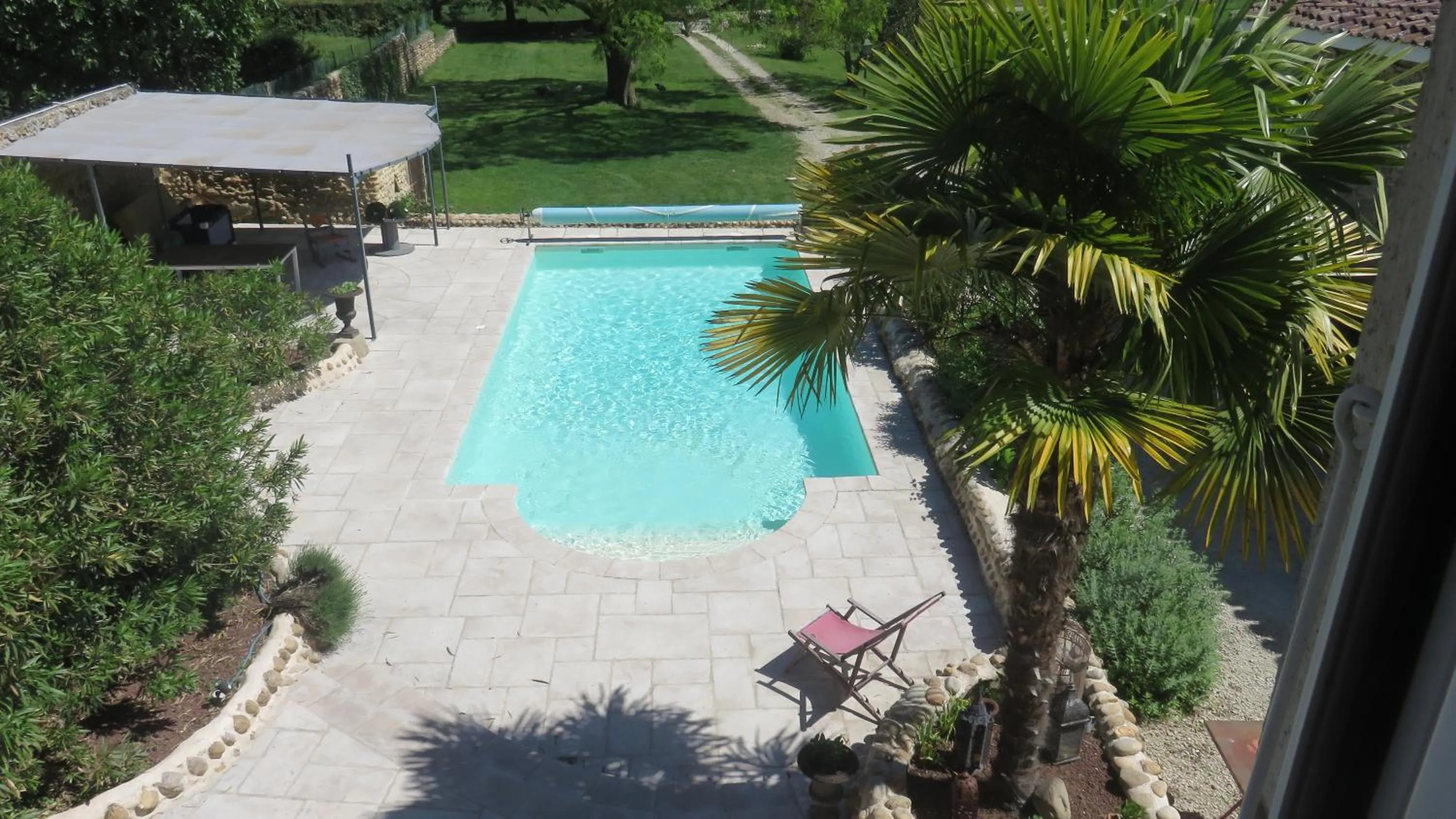 Swimming pool in A la belle histoire