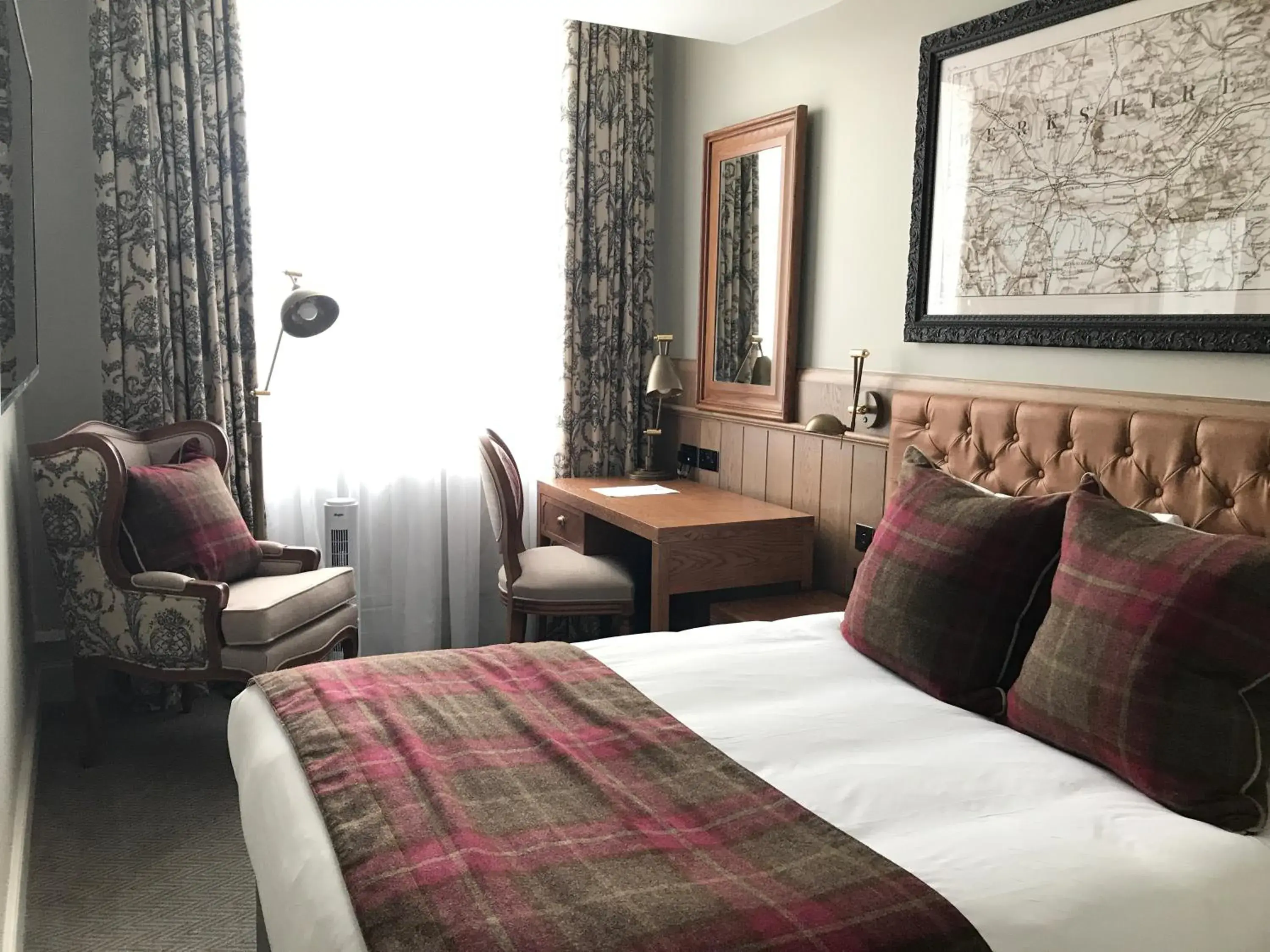 Executive Single Room in De Vere Wokefield Estate Executive Single Room in De Vere Wokefield Estate