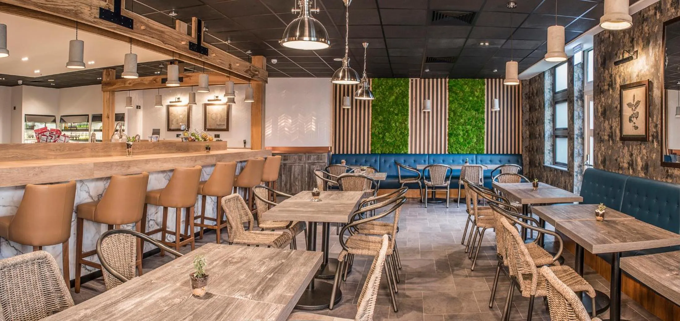 Restaurant/places to eat in De Vere Wokefield Estate