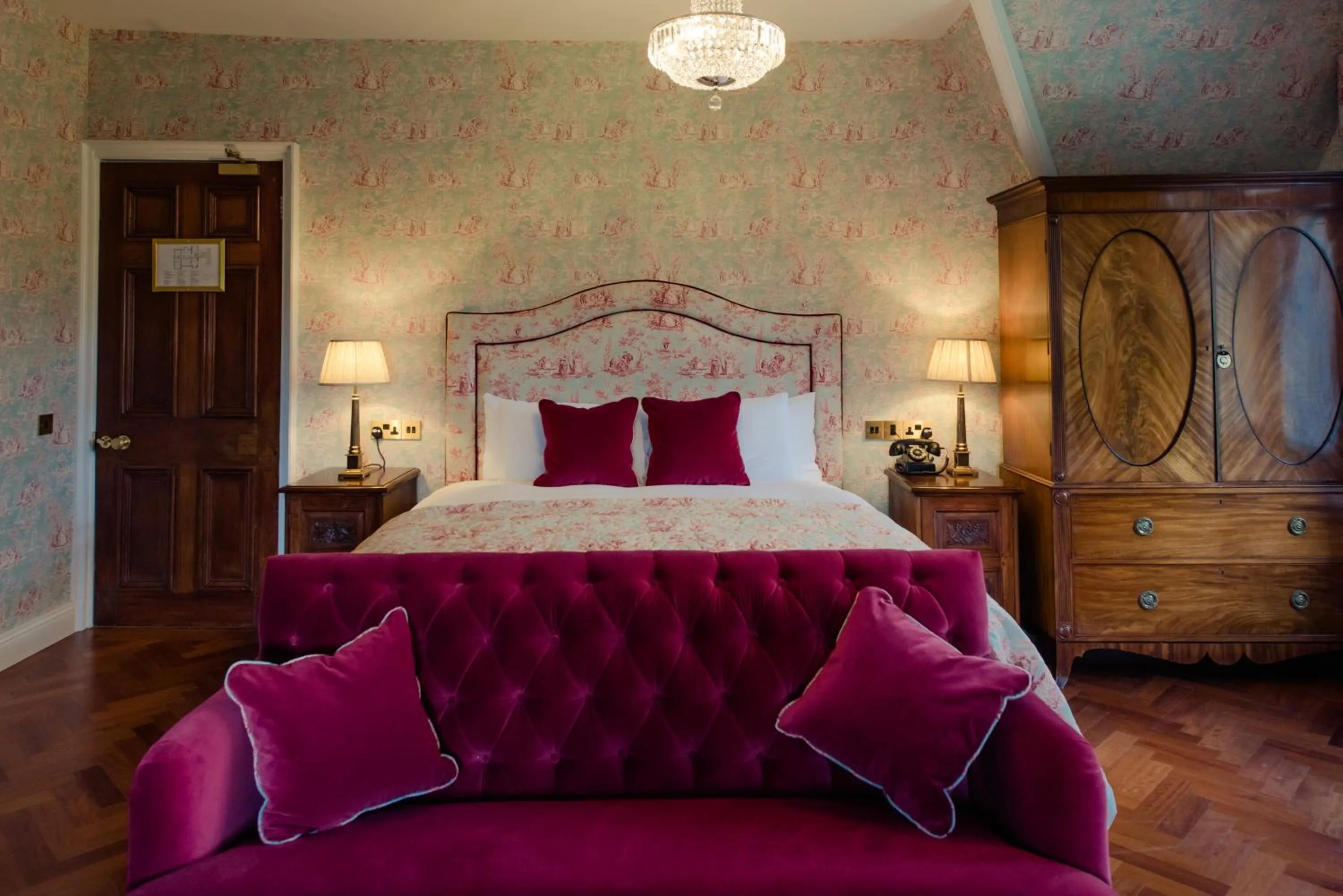 Bed in Cahernane House Hotel