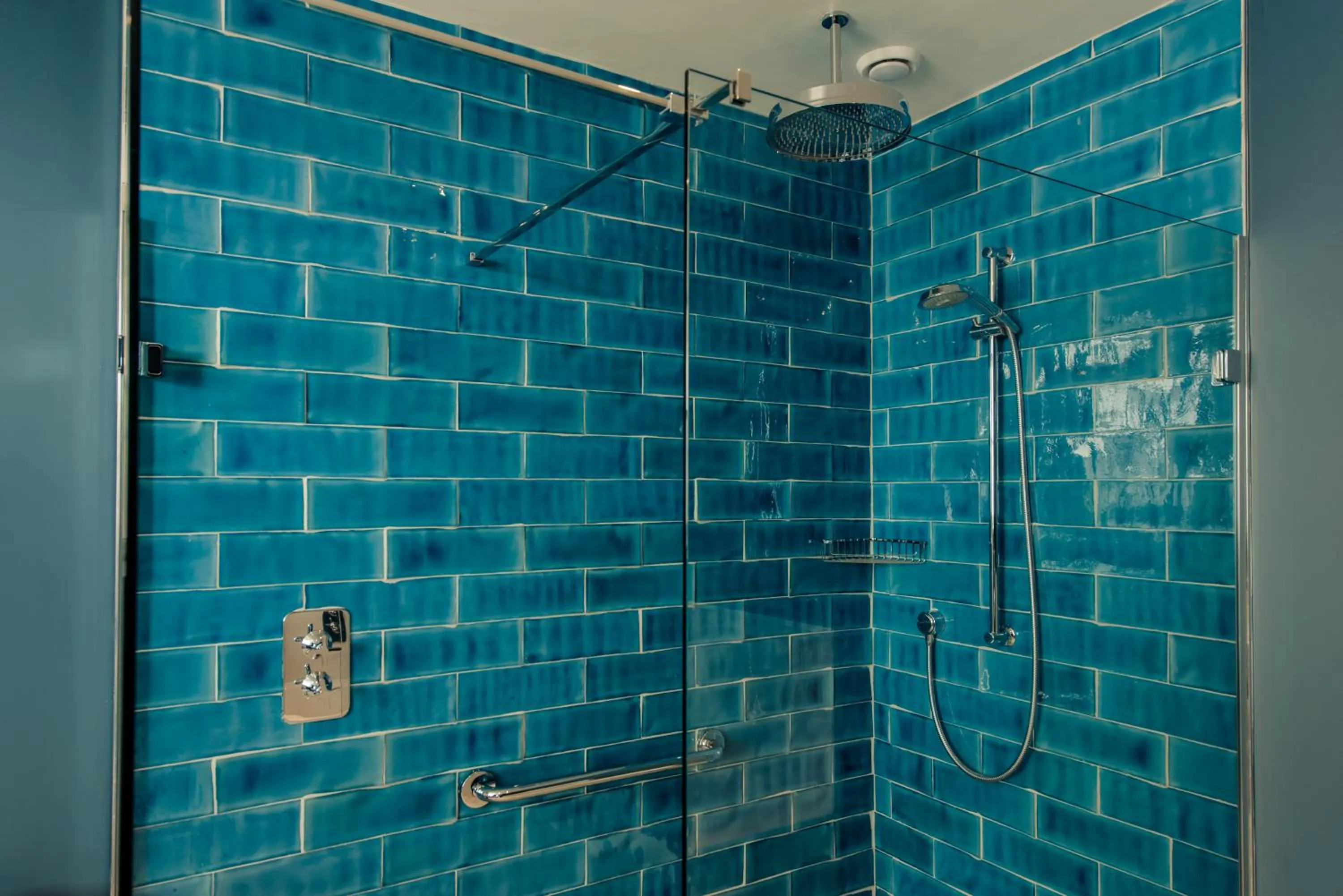 Shower in Cahernane House Hotel