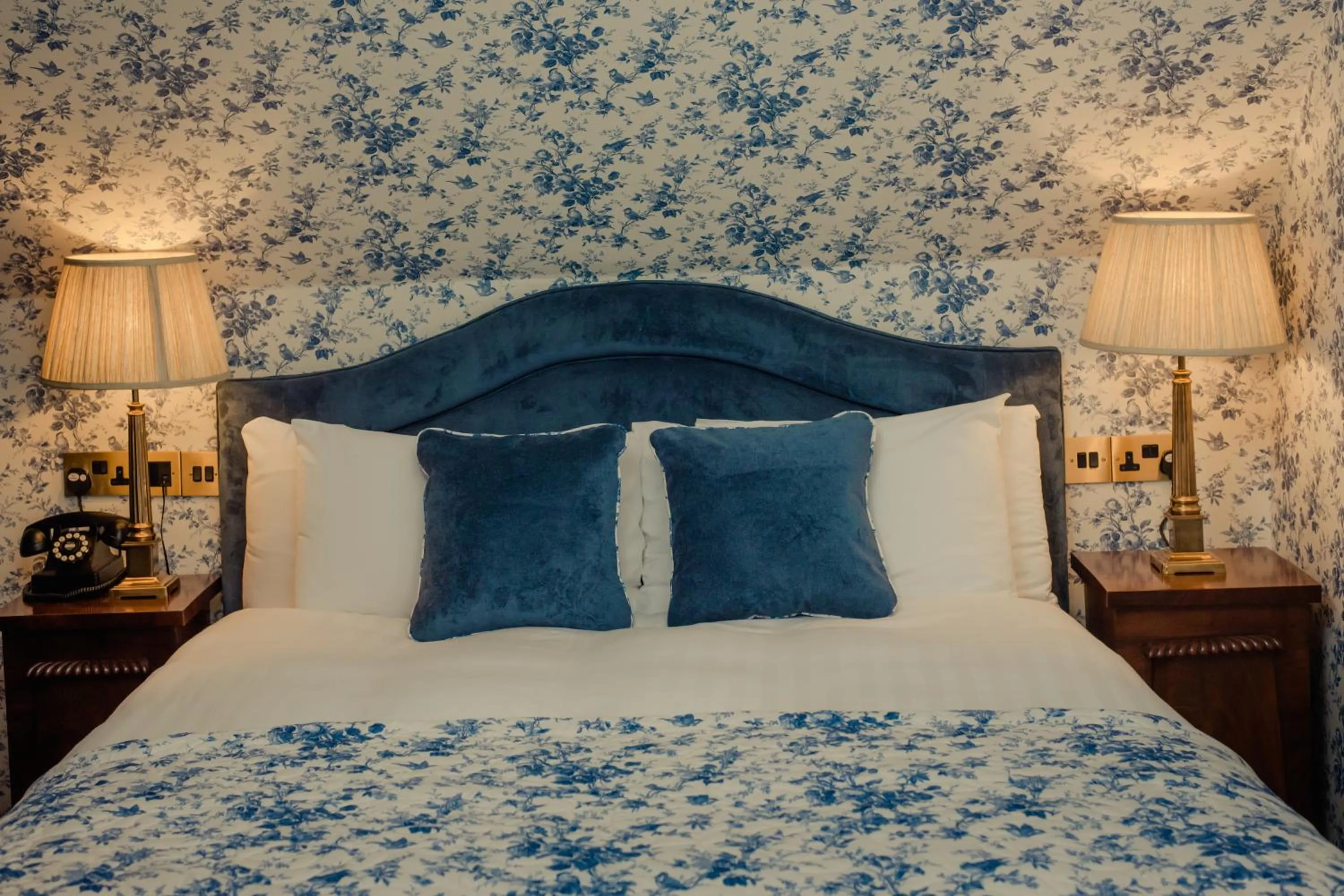 Bed in Cahernane House Hotel