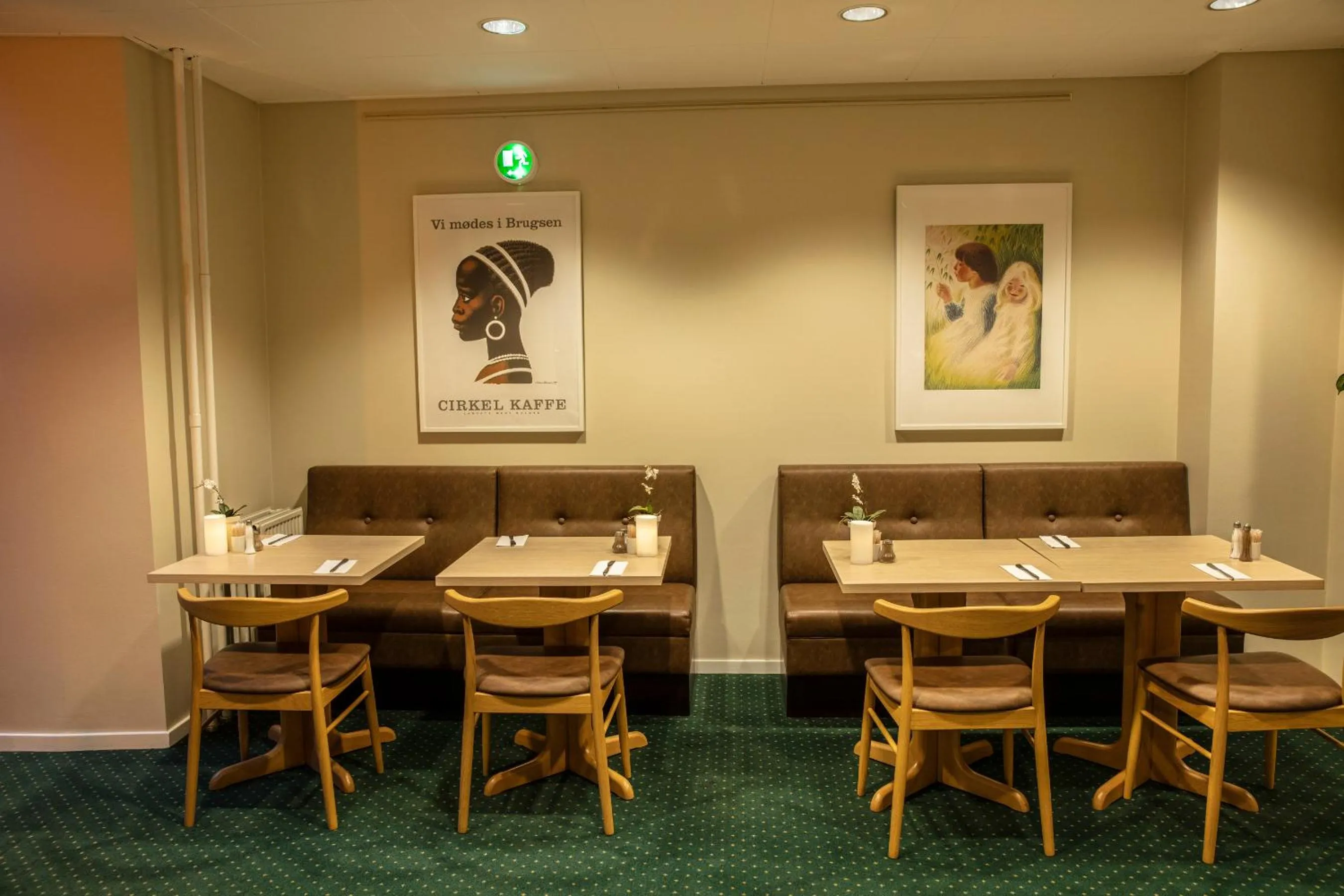 Breakfast in City Hotel Nebo