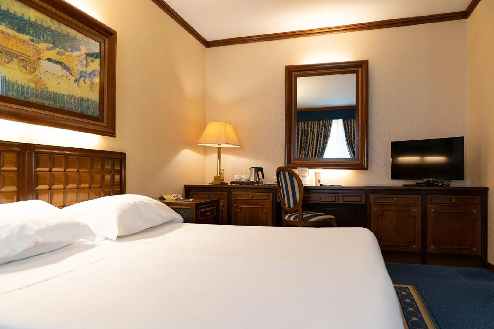 Photo of the whole room, Bed in Grand Hotel Trento