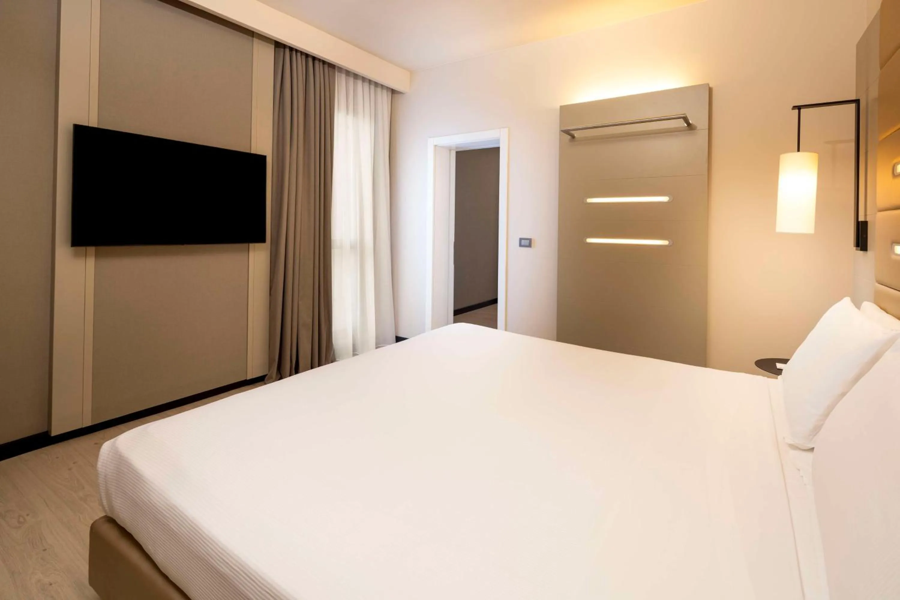 Bedroom, Bed in Best Western Plus Tower Hotel Bologna