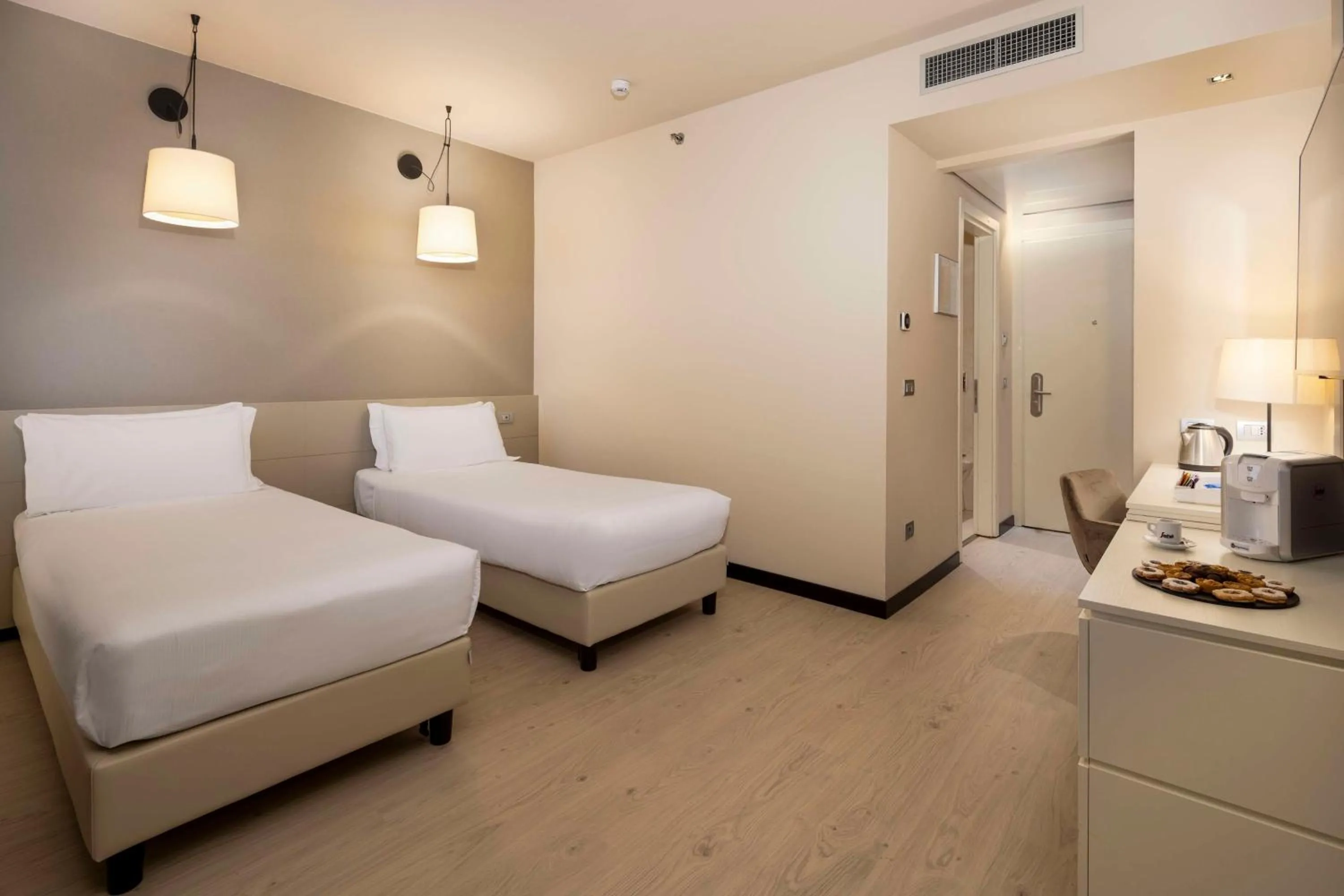 Bedroom, Bed in Best Western Plus Tower Hotel Bologna