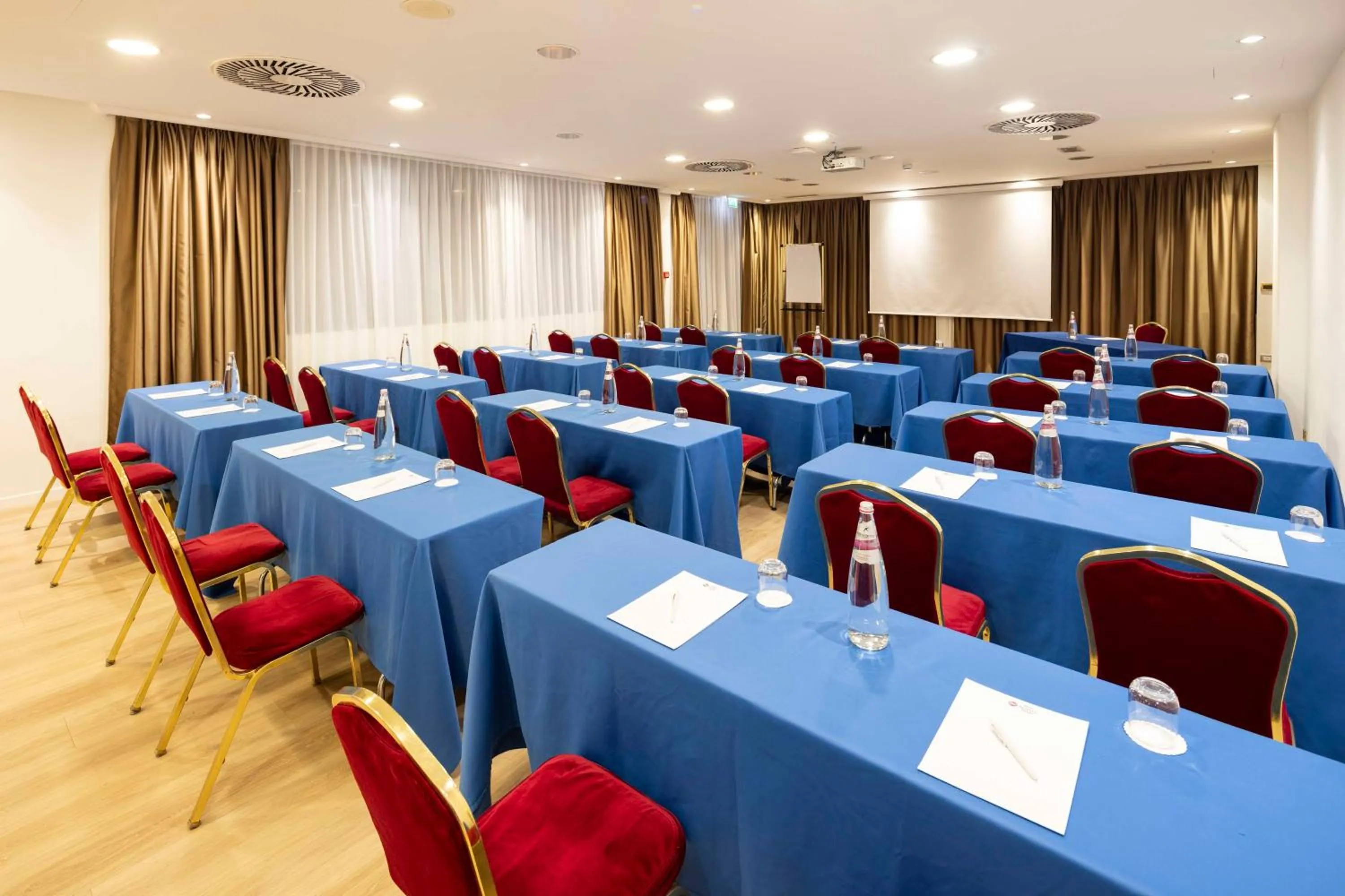 Meeting/conference room in Best Western Plus Tower Hotel Bologna