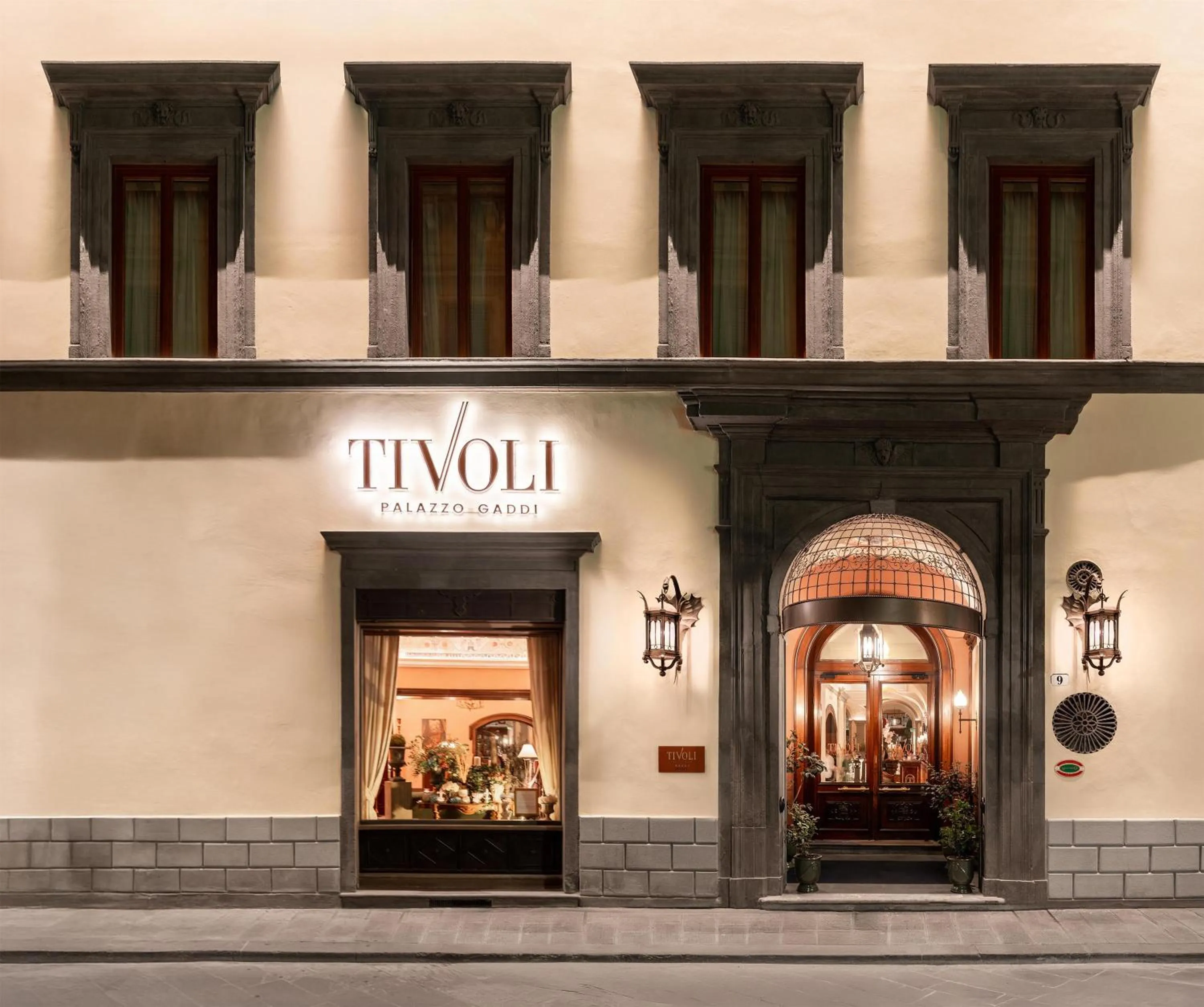 Property building in Tivoli Palazzo Gaddi Firenze Hotel