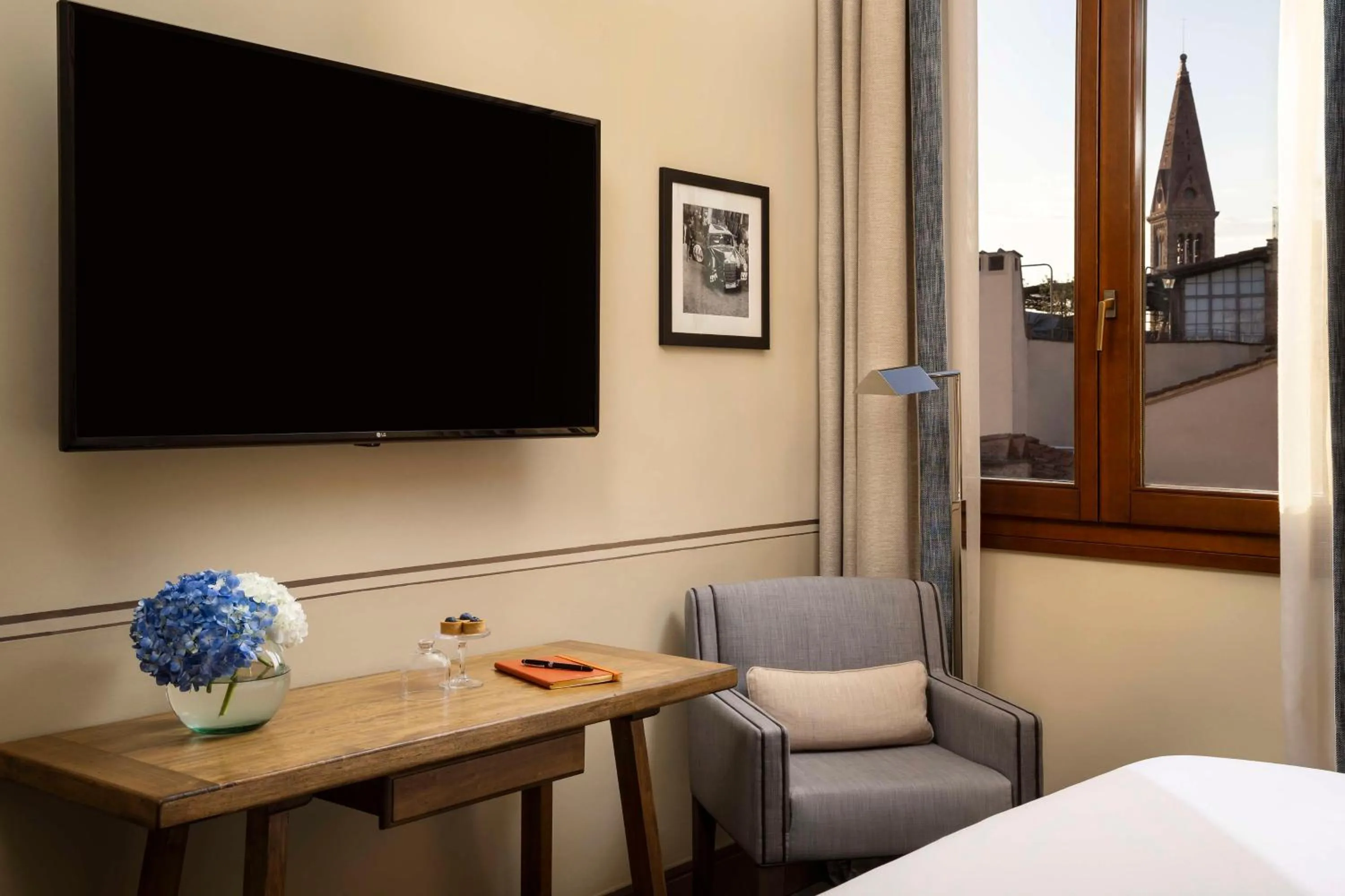 Bedroom in Tivoli Palazzo Gaddi Firenze Hotel