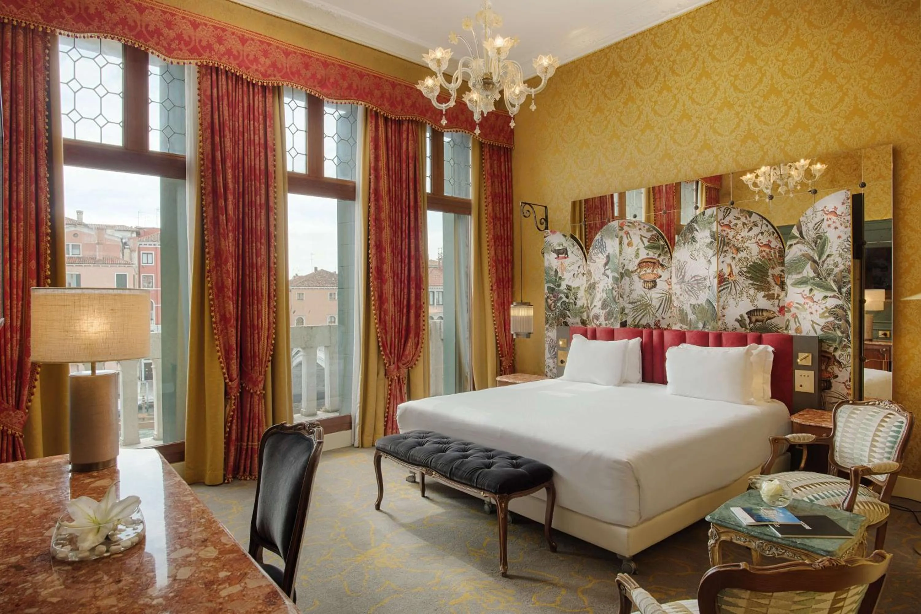 Bedroom, Bed in NH Venezia Santa Lucia