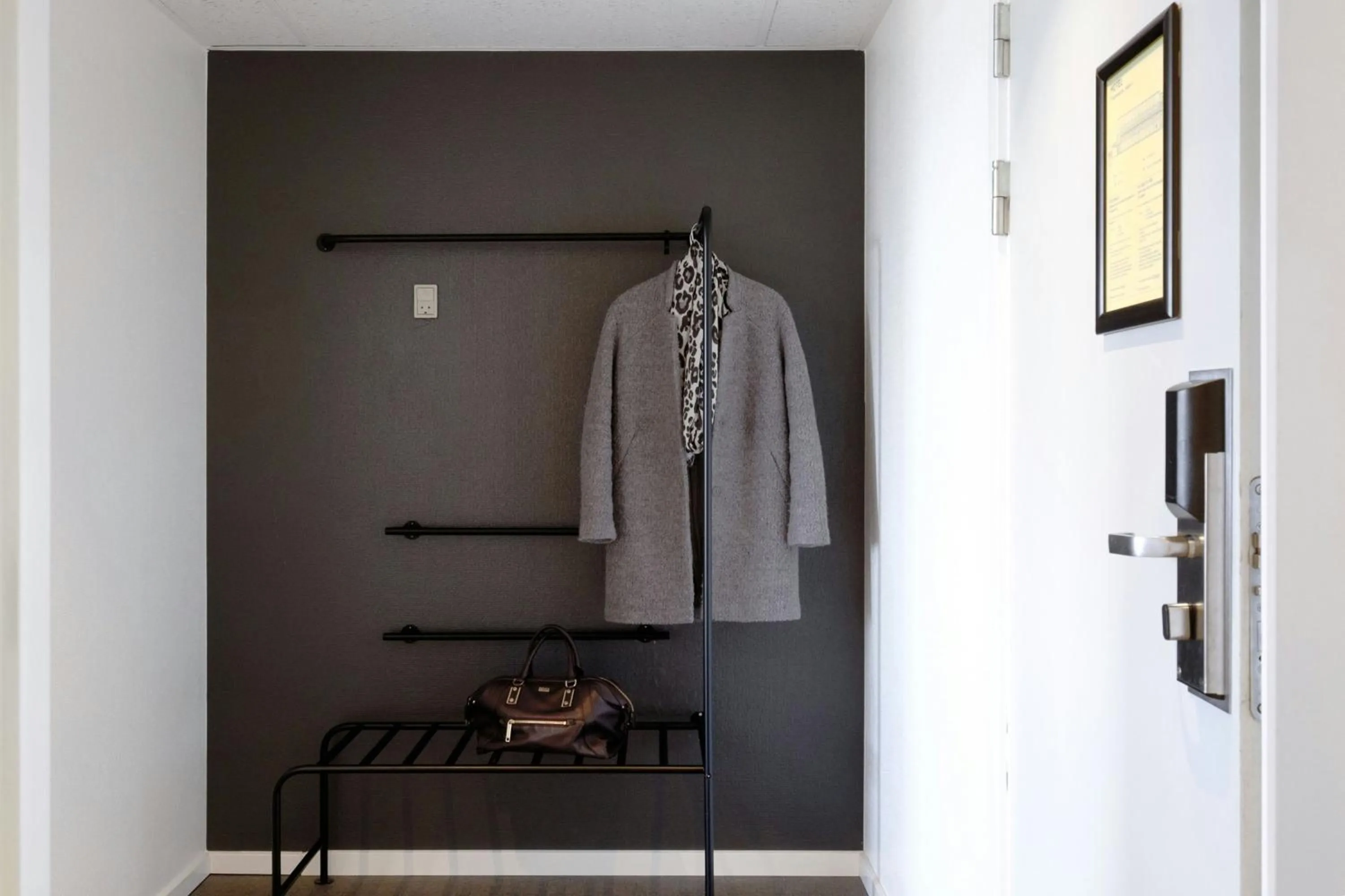 Photo of the whole room in Four Points Flex by Sheraton Ishoj