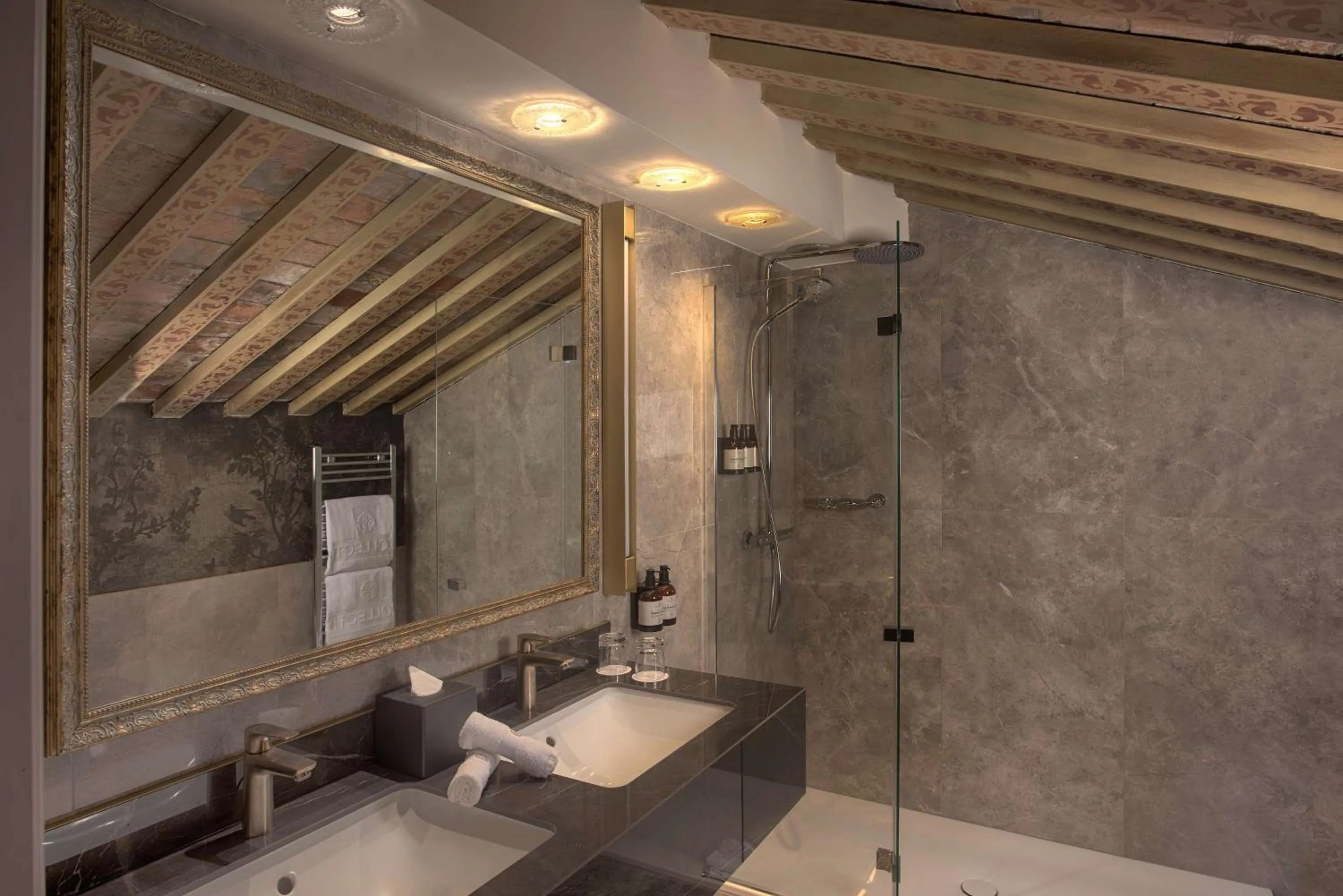 Bathroom in NH Collection Grand Hotel Palazzo Dei Dogi