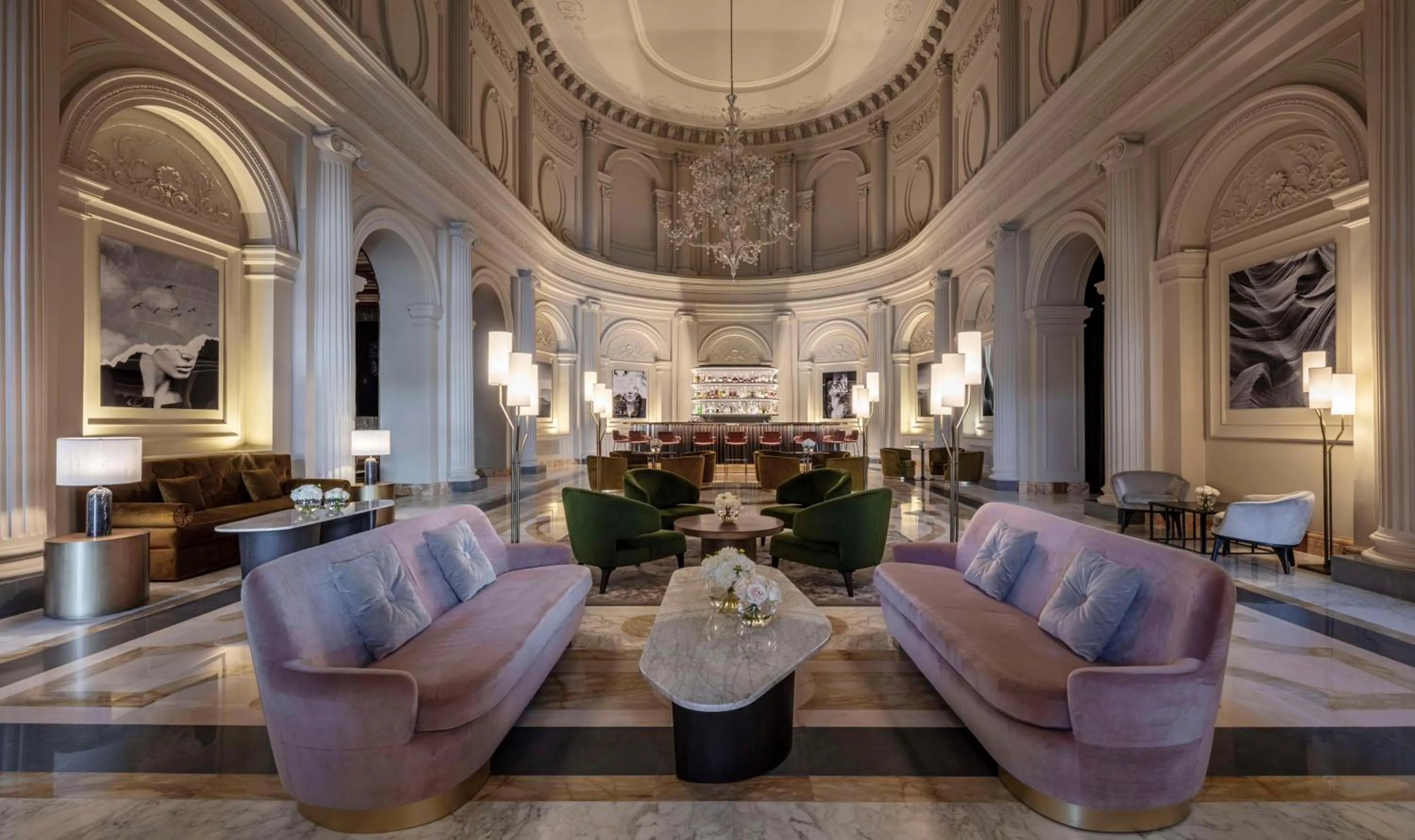 Lobby or reception in Anantara Palazzo Naiadi Rome Hotel - A Leading Hotel of the World