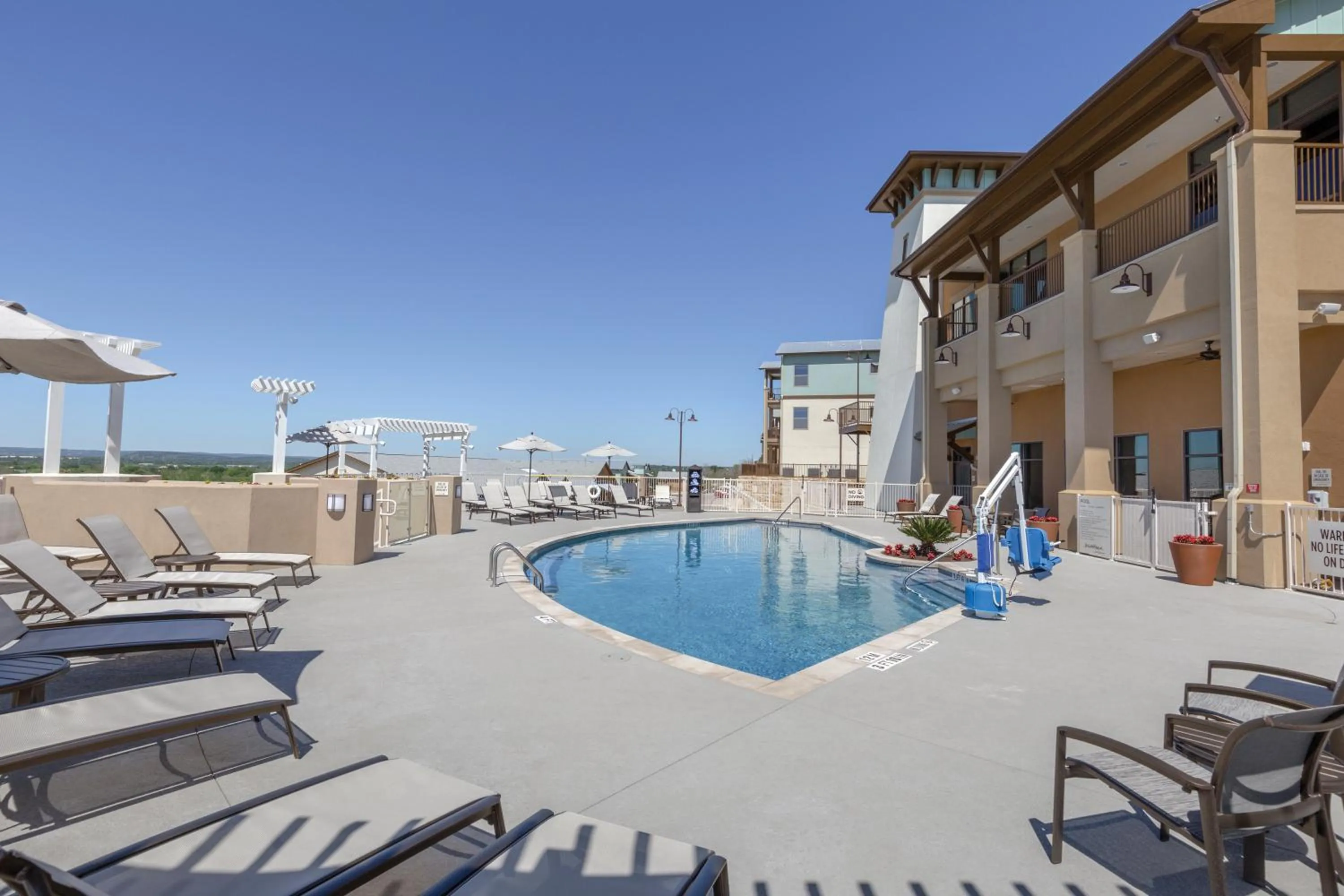 Swimming pool in WorldMark Marble Falls