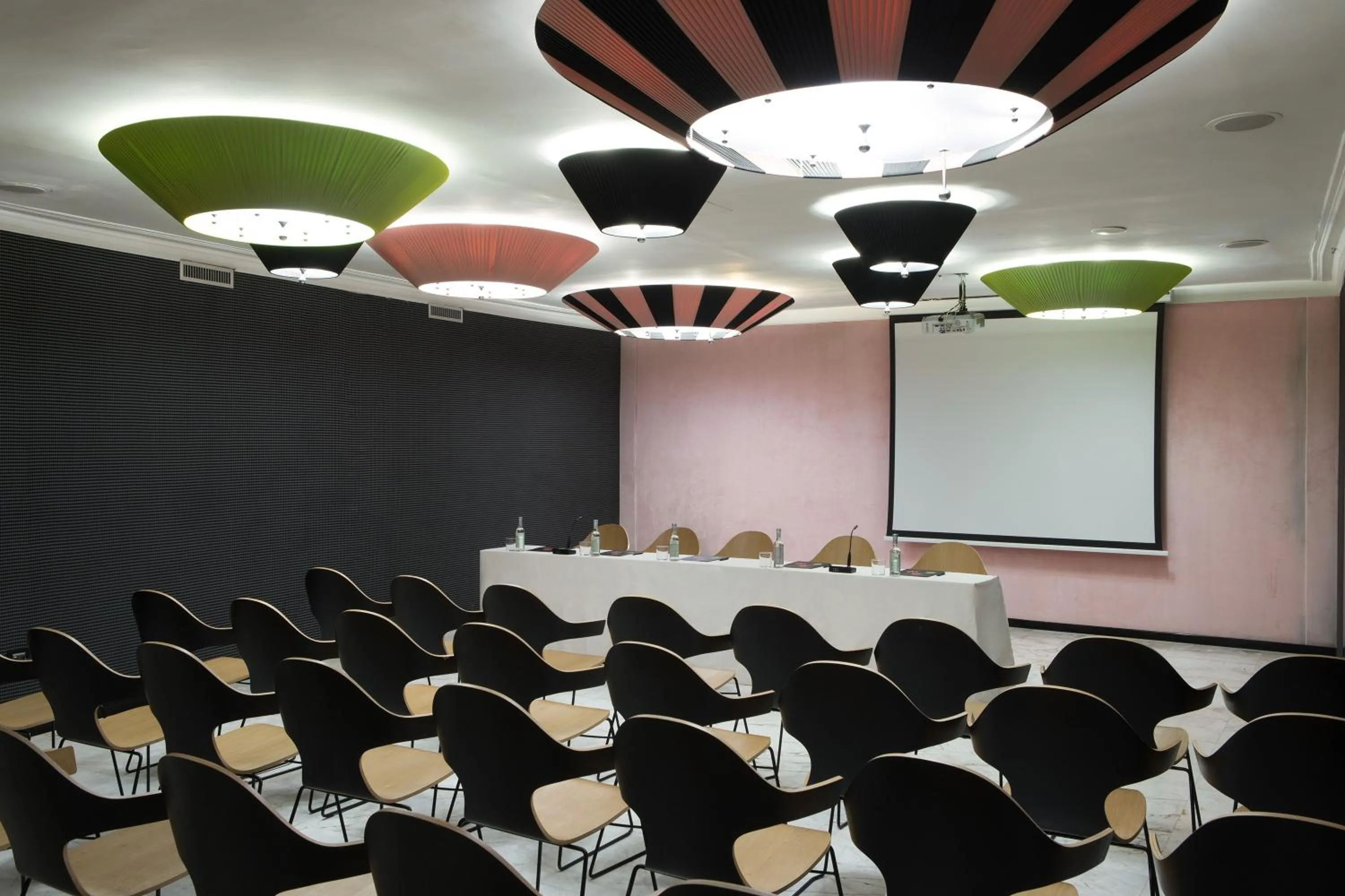 Business facilities in Grand Hotel Palace Rome