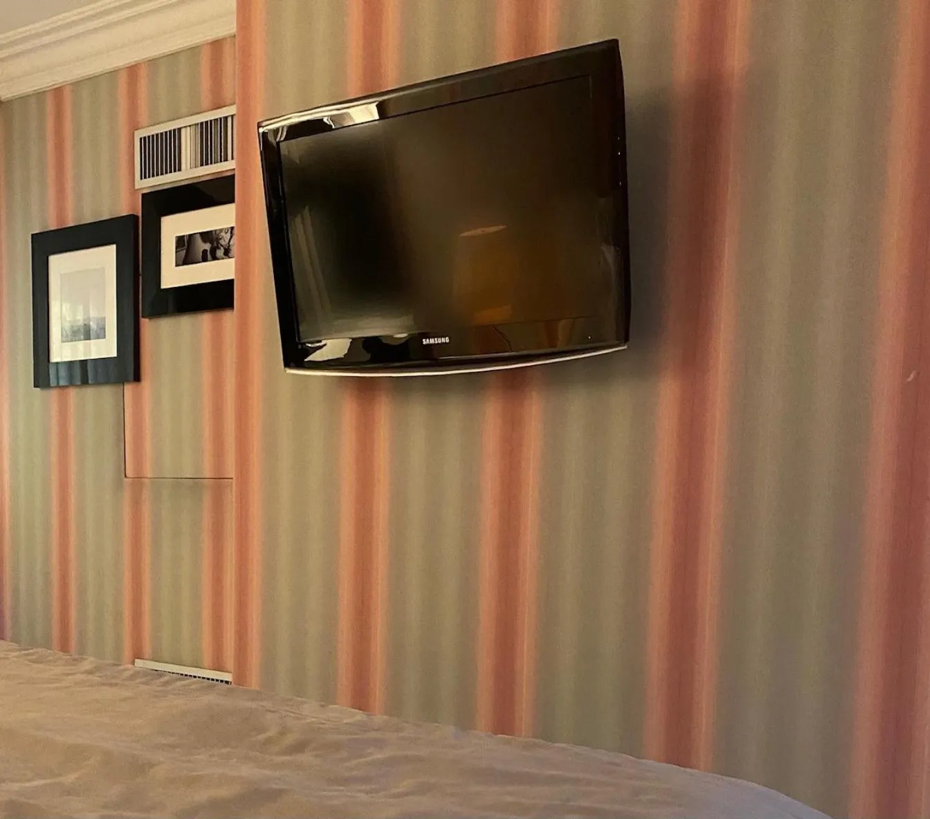 TV and multimedia in Grand Hotel Palace Rome