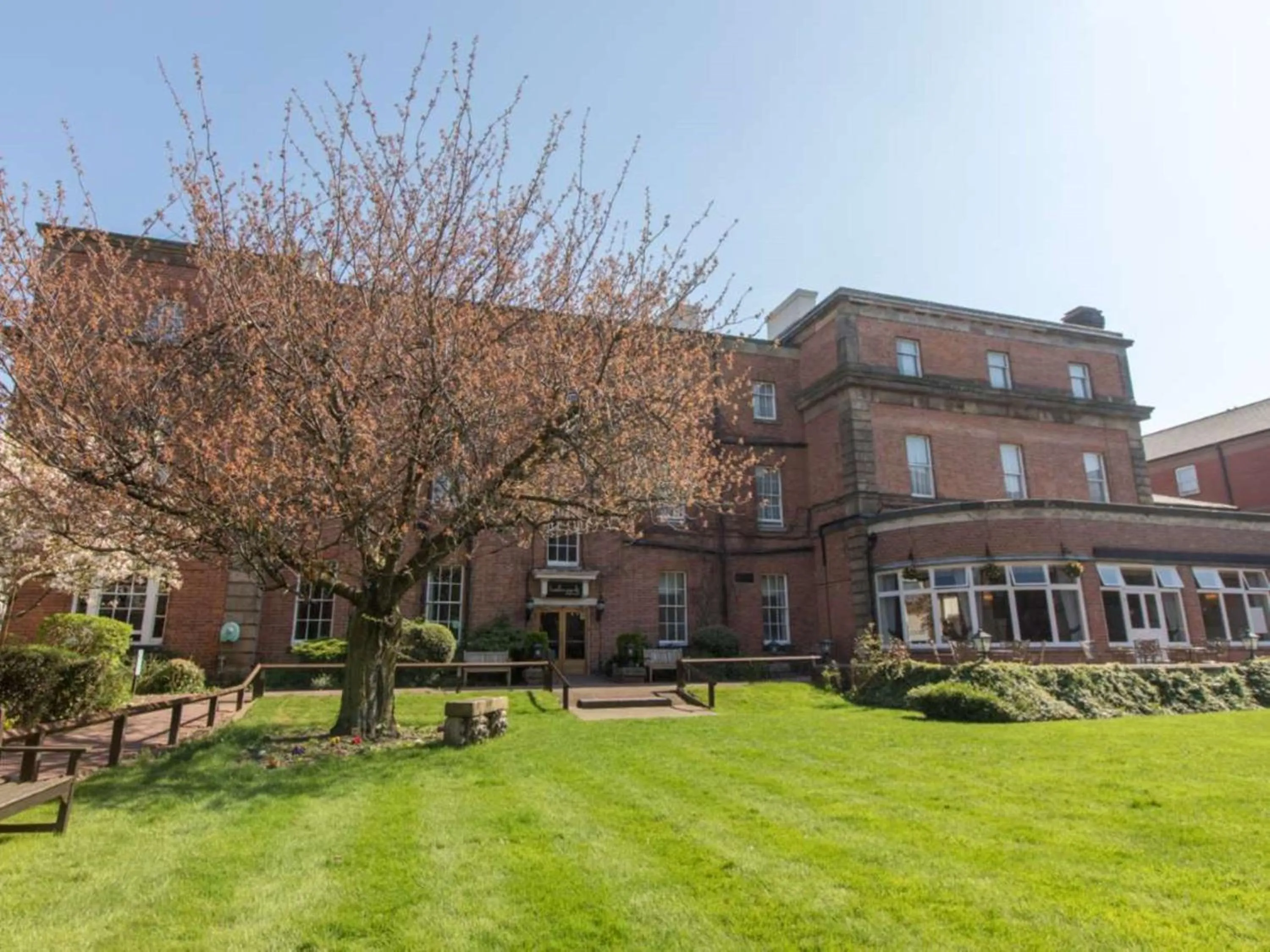 Property Building in Derby Midland Hotel, BW Signature Collection