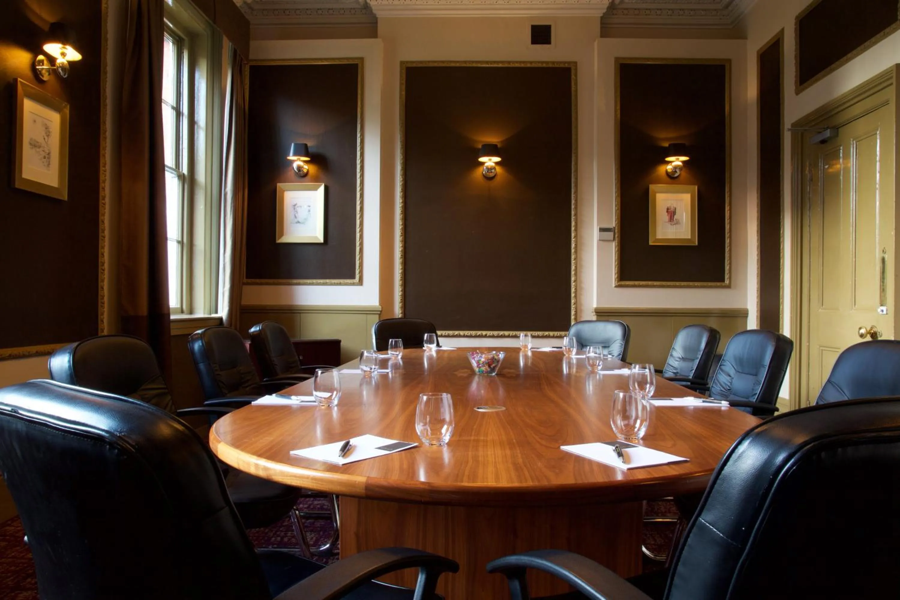 Photo of the whole room, Restaurant/Places to Eat in Derby Midland Hotel, BW Signature Collection