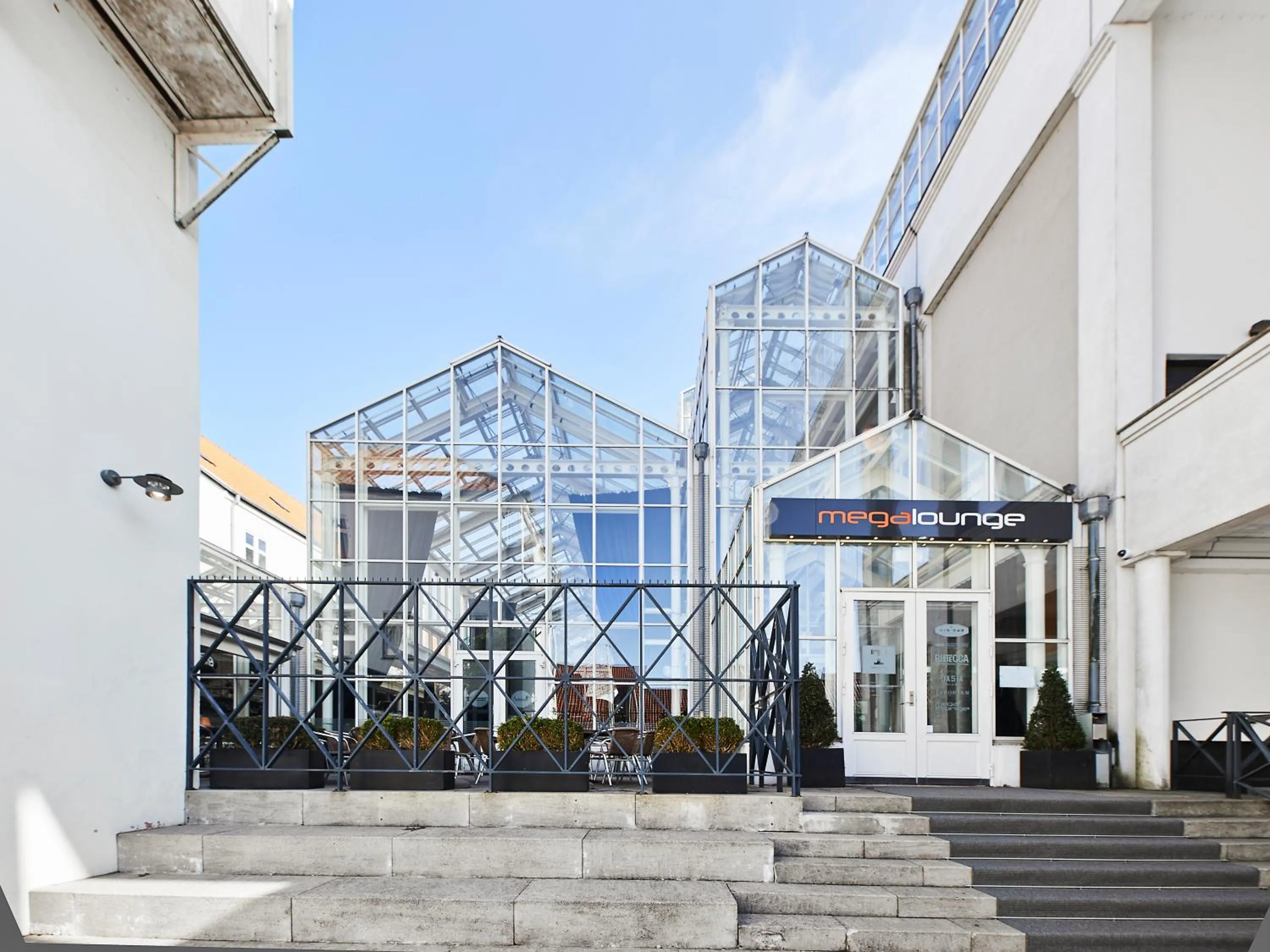 Property building in Best Western ToRVEhallerne