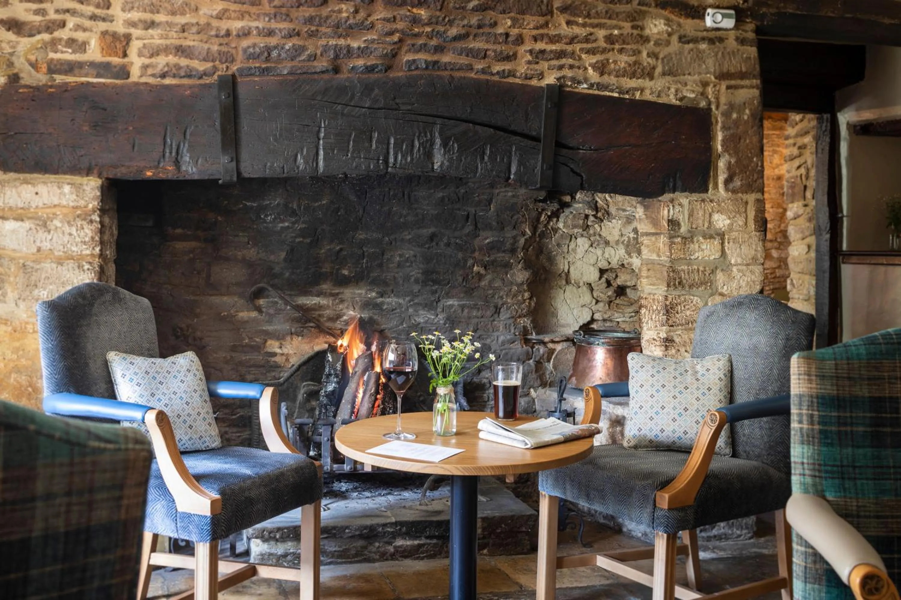 Restaurant/places to eat in Old Swan