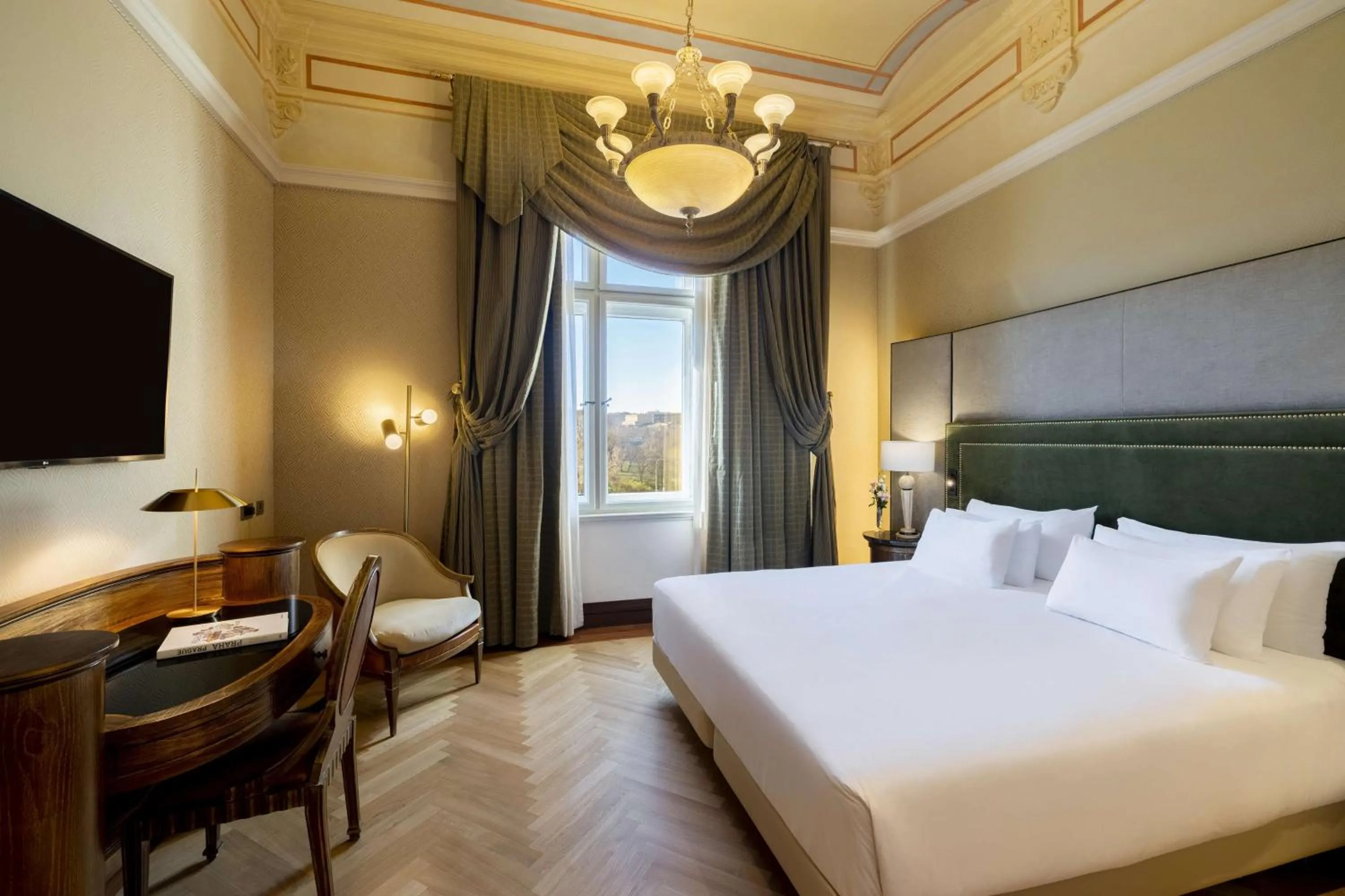 View (from property/room), Bed in NH Collection Prague Carlo IV