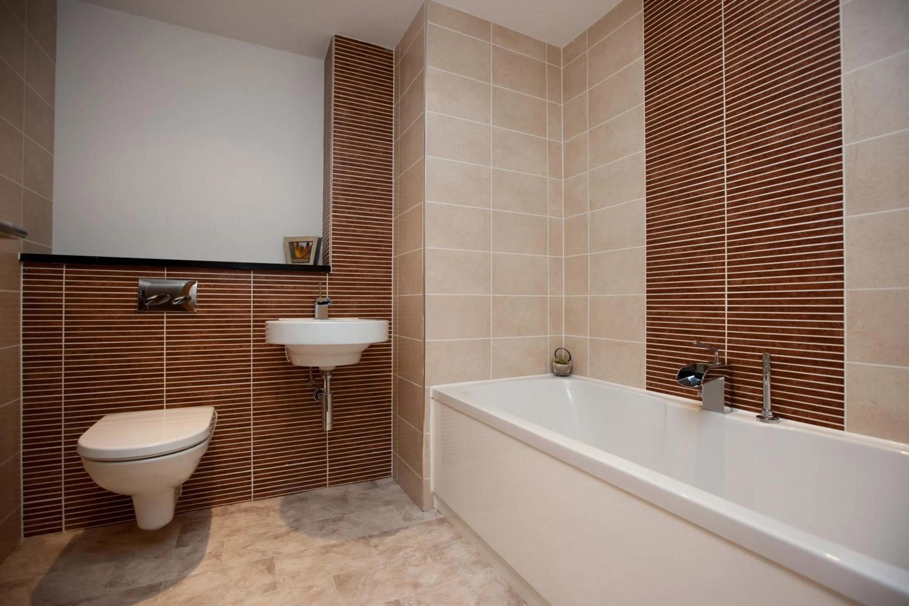 Shower in The Spires Serviced Apartments Glasgow
