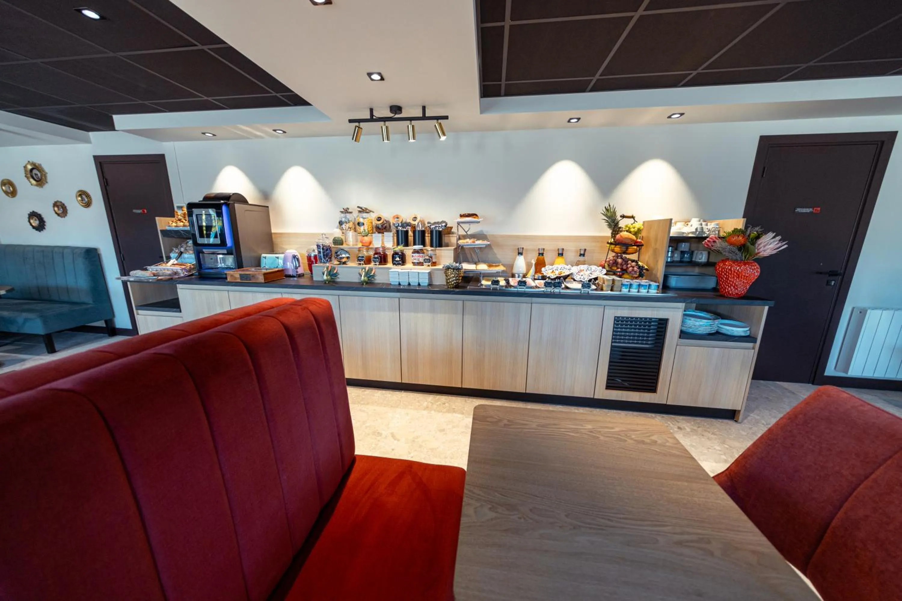 Buffet breakfast in KYRIAD DIRECT ORLEANS NORD - Cap Saran