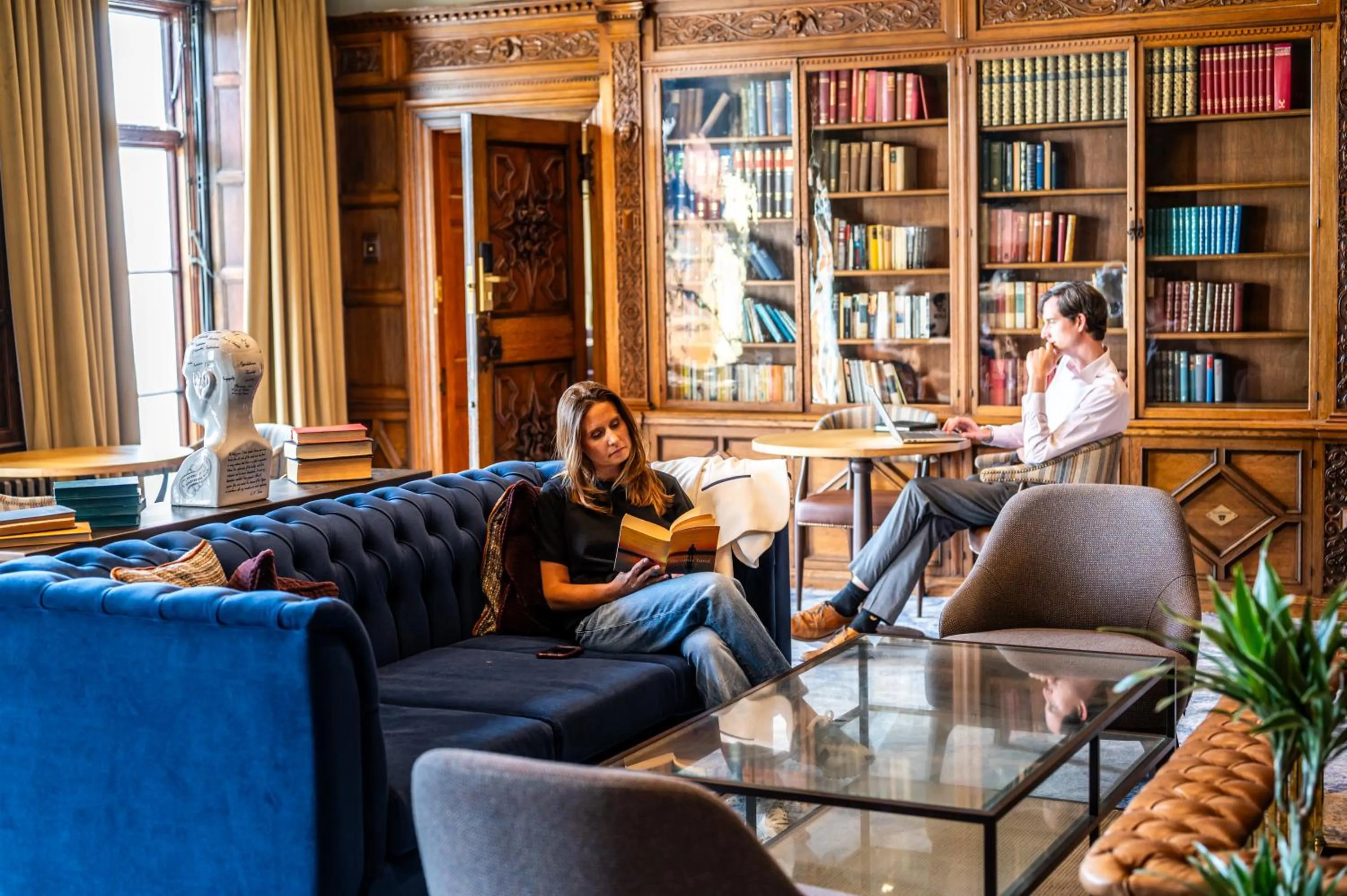 Library in Milton Hill House