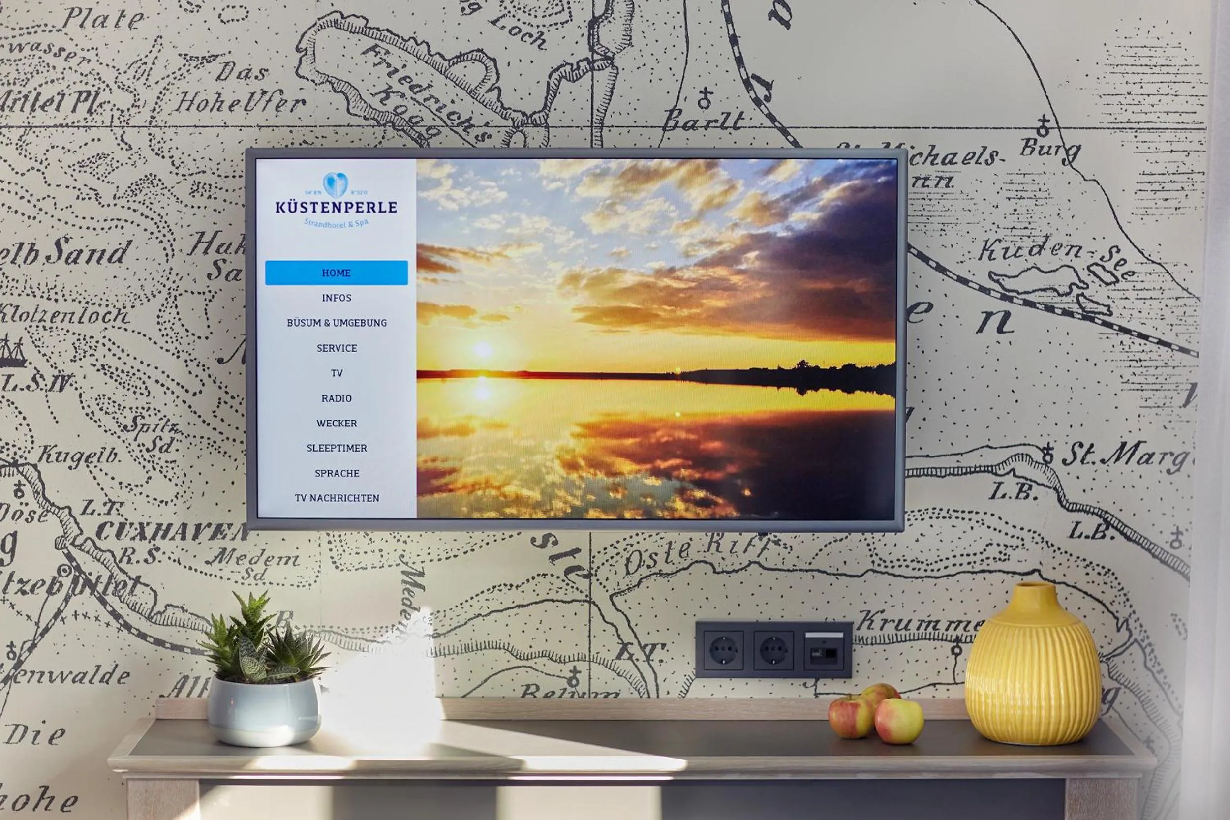 TV and multimedia in Küstenperle Strandhotel & Spa