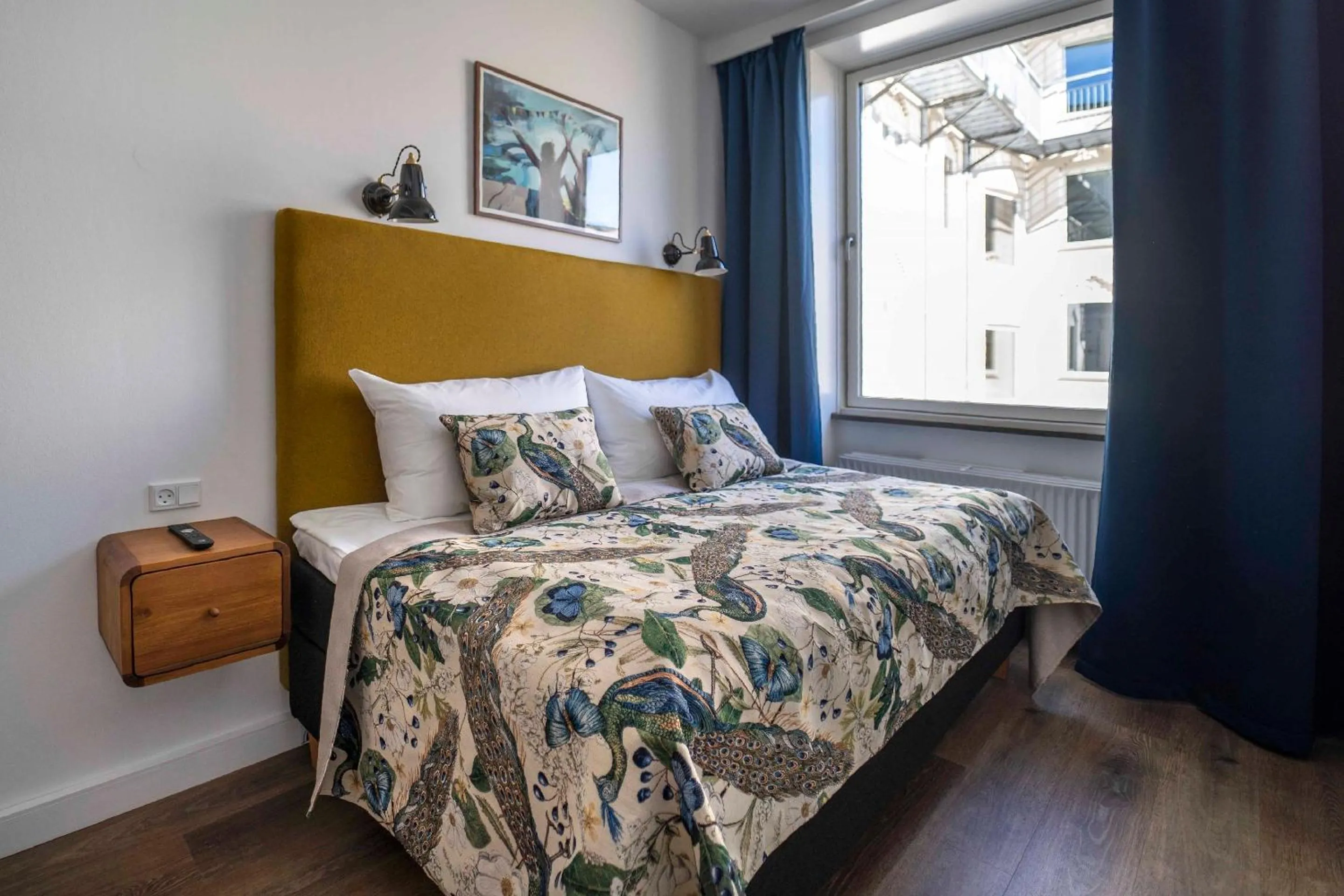 Photo of the whole room, Bed in Motel One Copenhagen