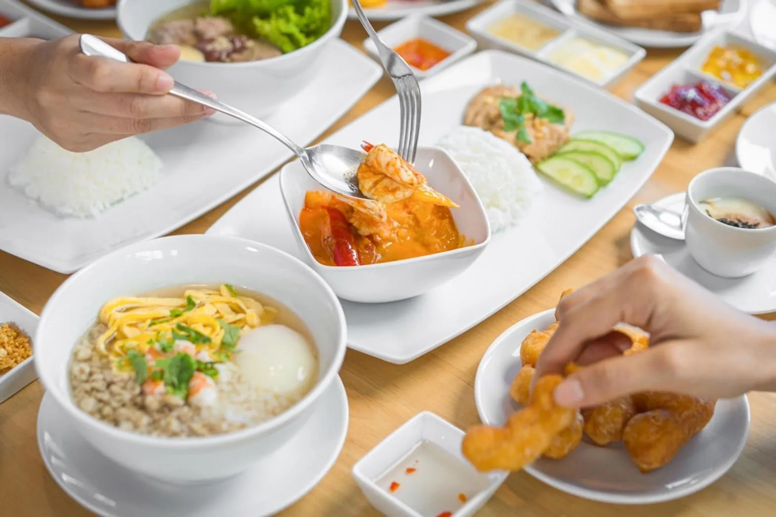 Restaurant/places to eat in Blue Rabbit Hotel