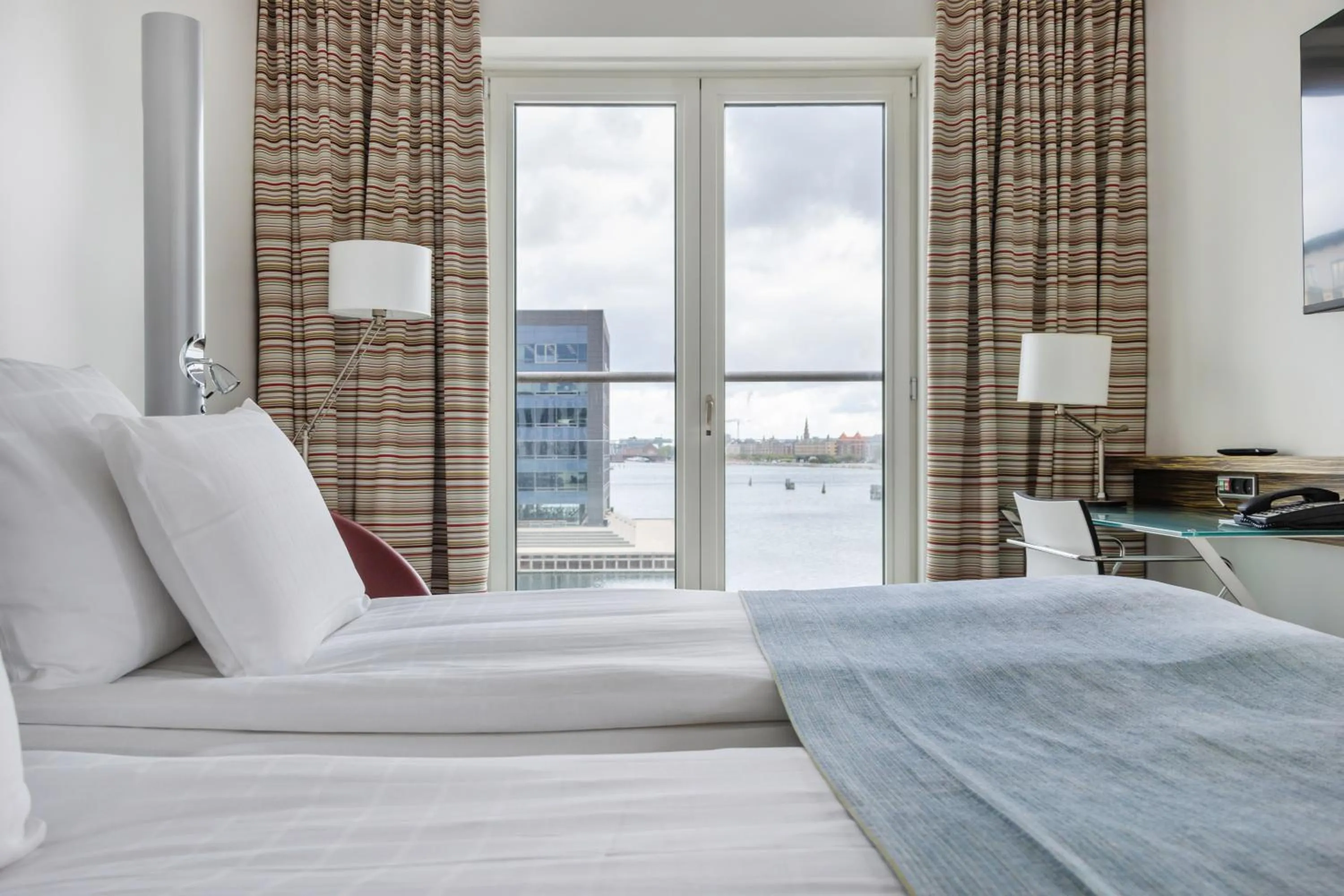 View (from property/room), Bed in Copenhagen Island Hotel