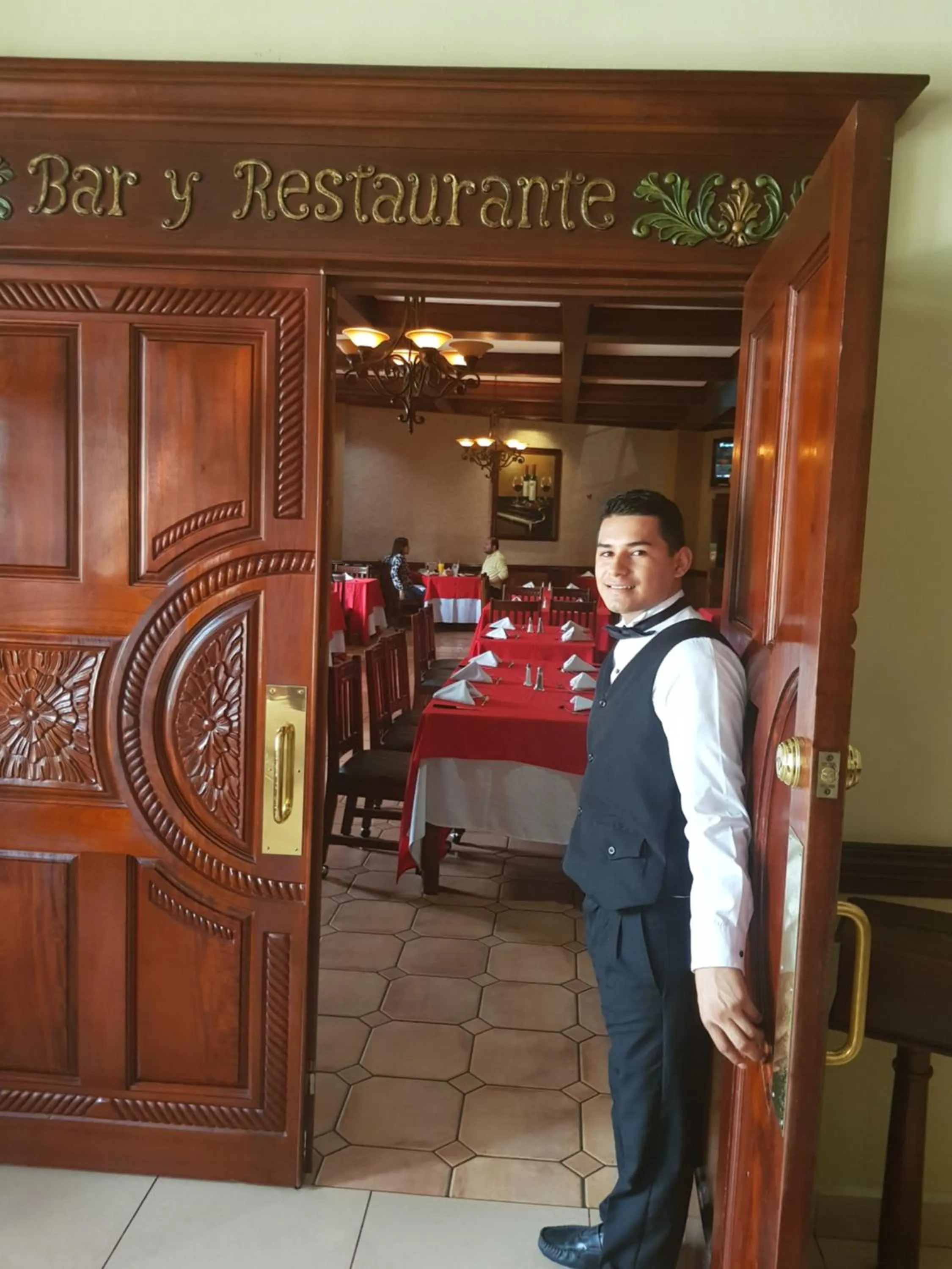 Restaurant/places to eat in Hotel Florencia