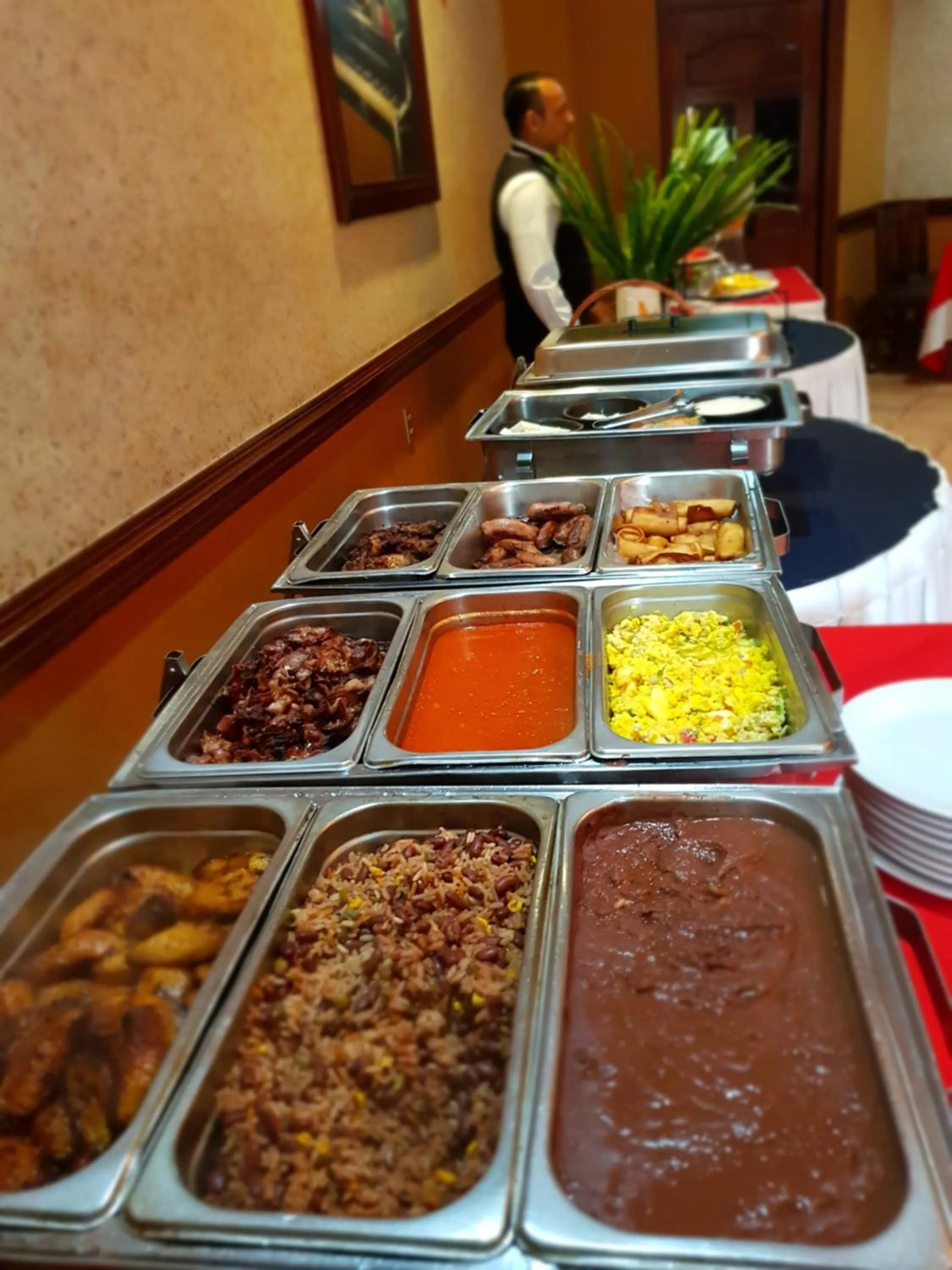 Buffet breakfast in Hotel Florencia