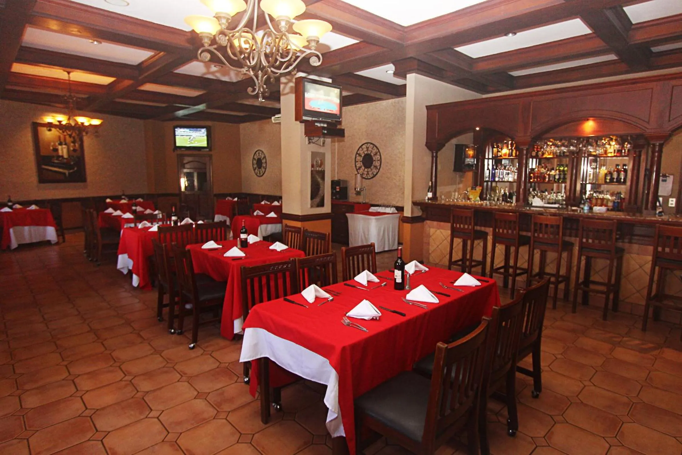 Restaurant/places to eat in Hotel Florencia