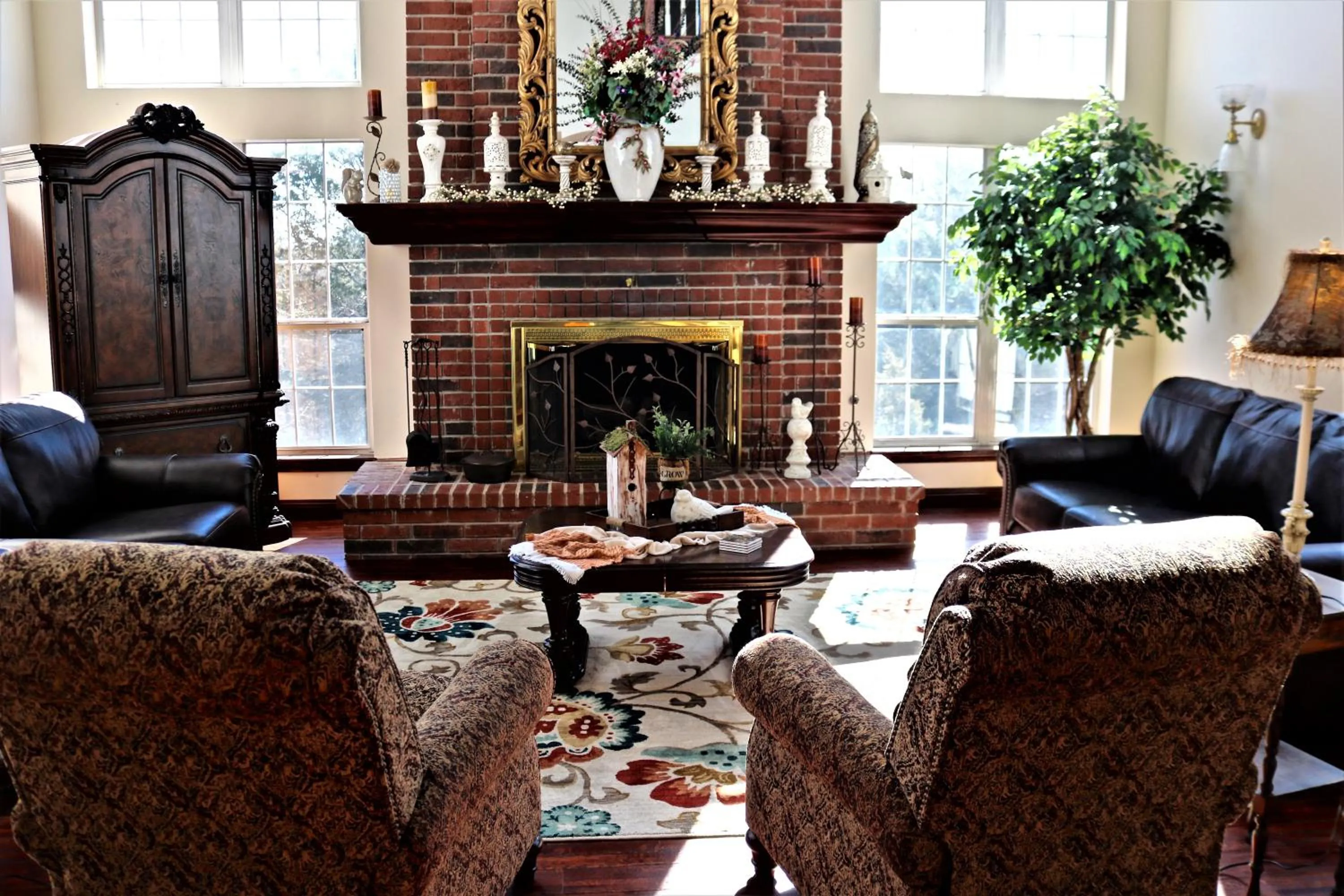 Communal lounge/ TV room in Bradford House Bed and Breakfast