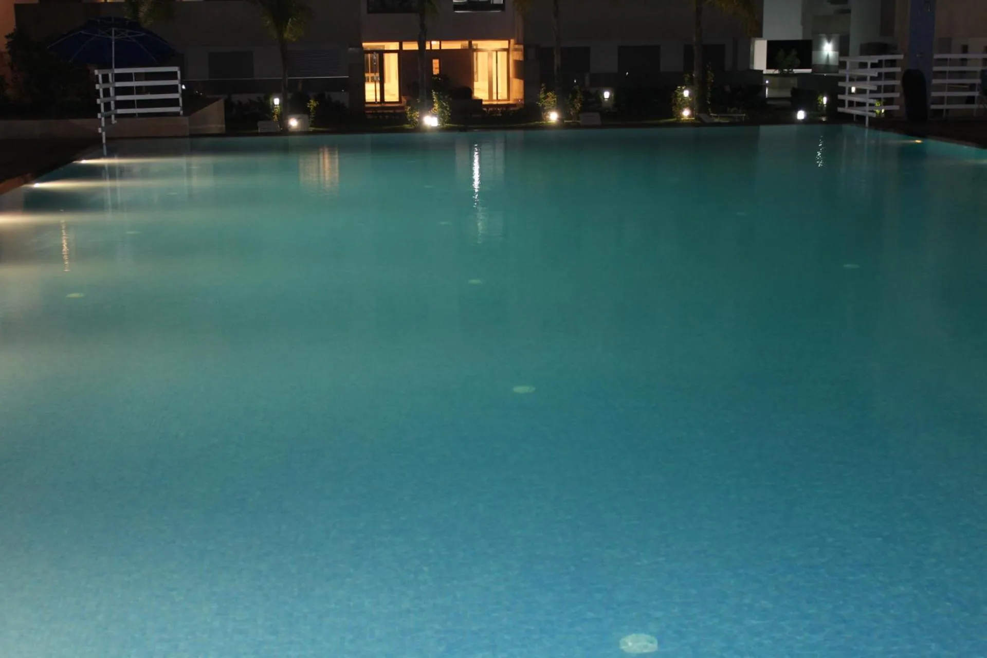 Property building in Paradise Beach