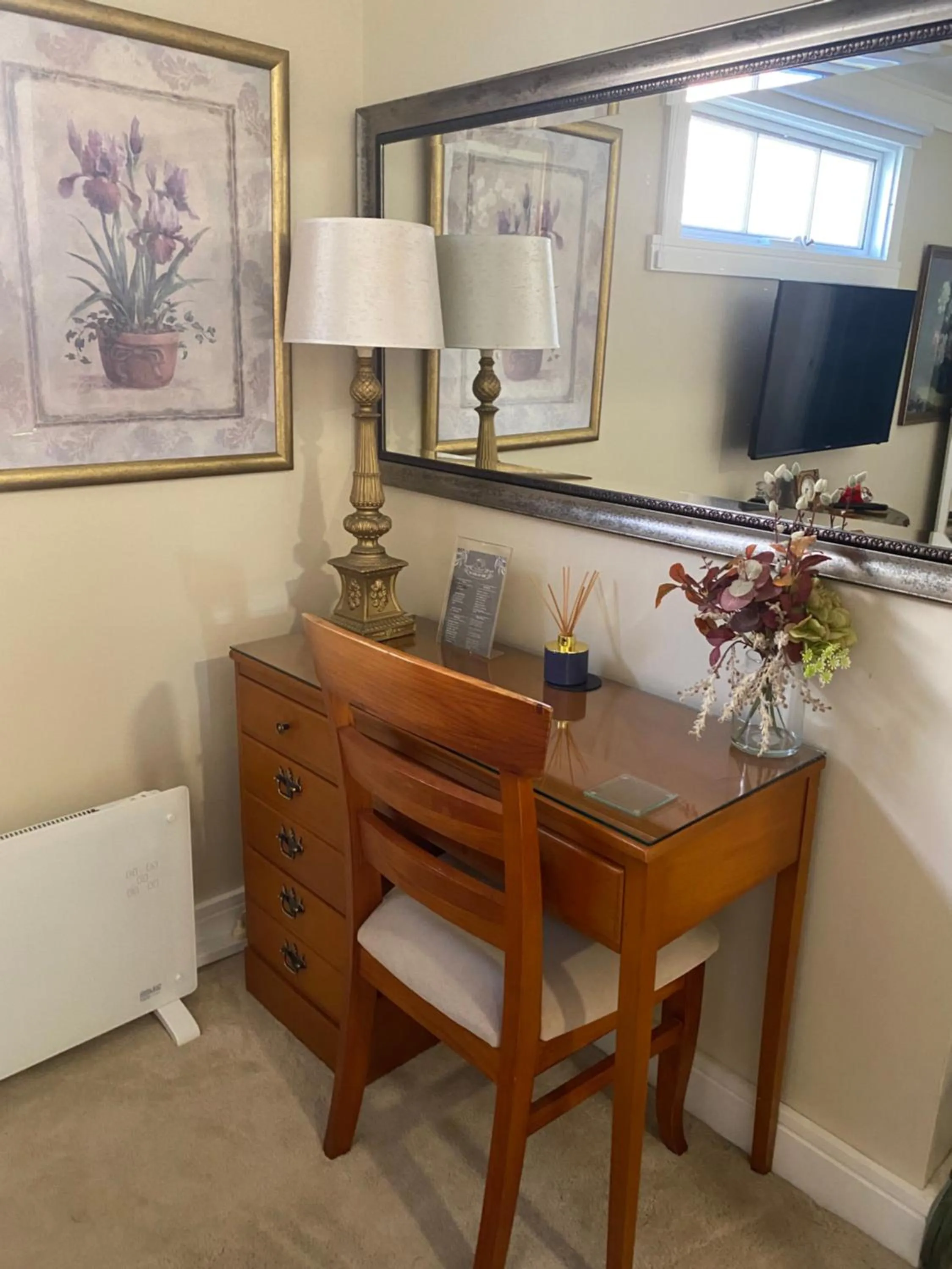 Seating area in BIRCHES B&B