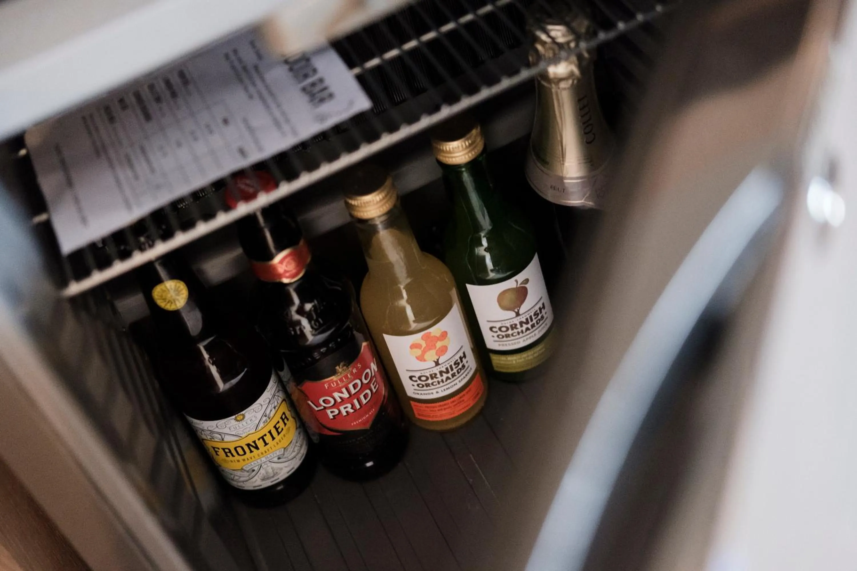 Drinks in The White Hart Hotel