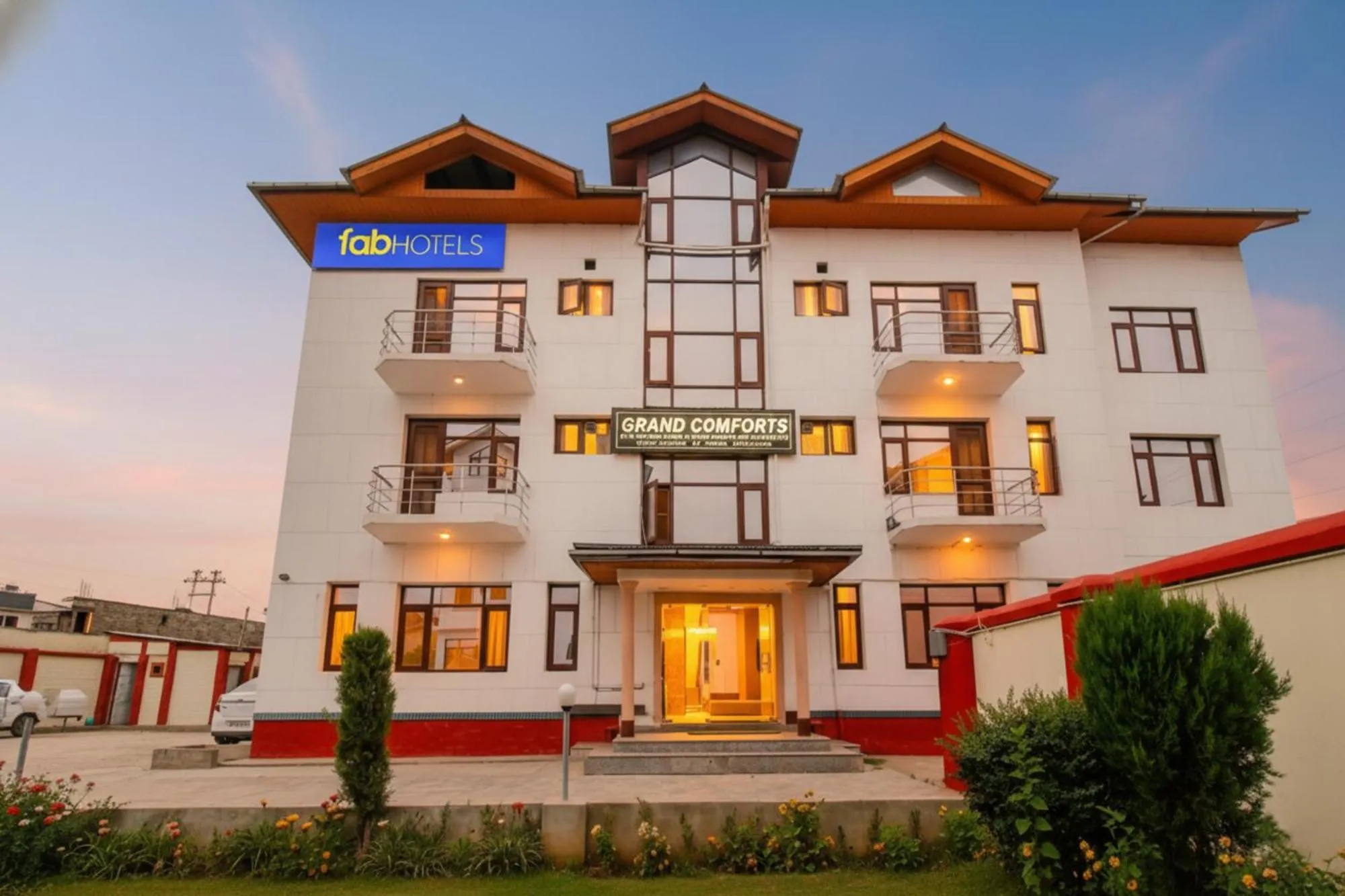 Facade/entrance in FabHotel Grand Comforts