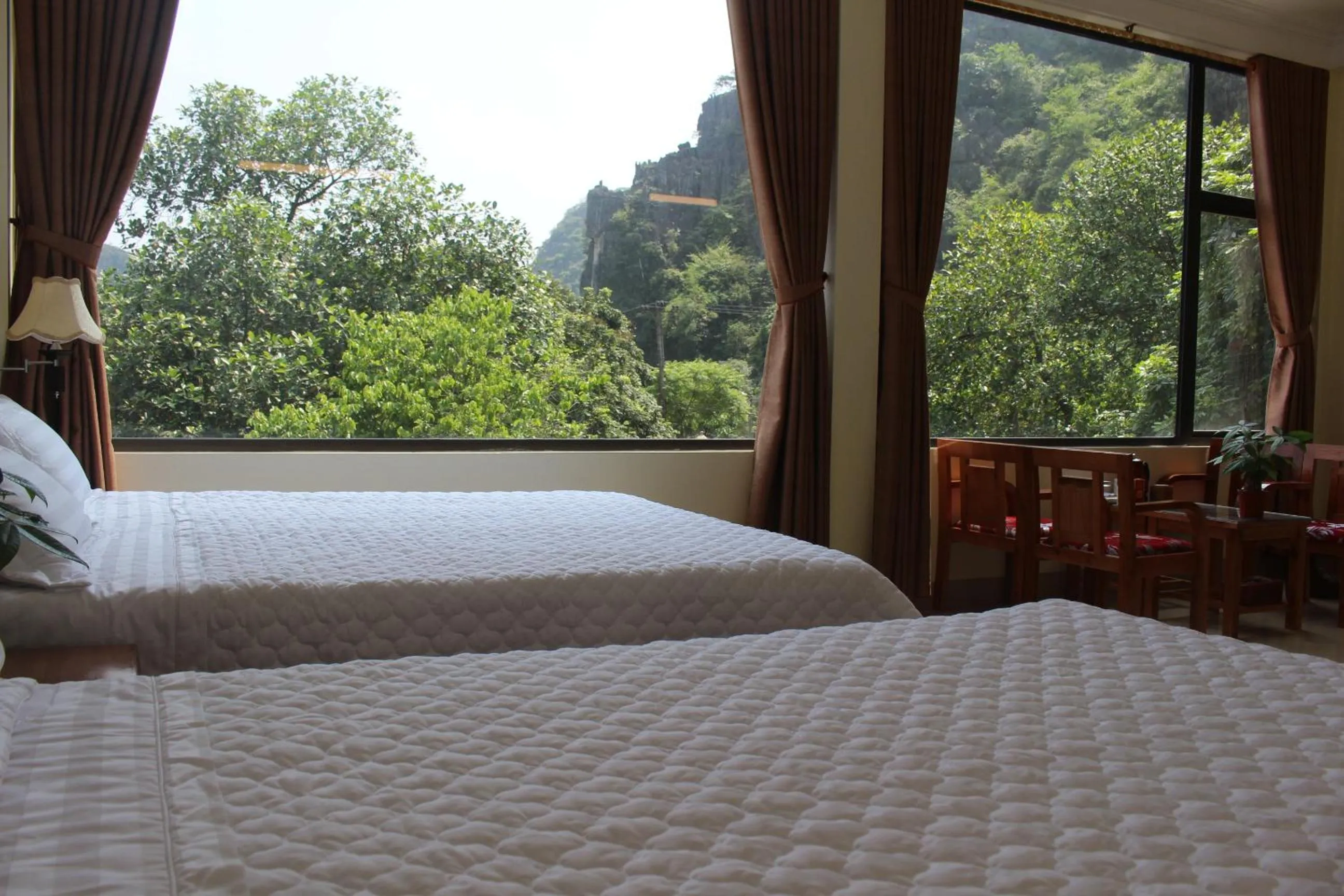 View (from property/room), Bed in Sierra Homestay