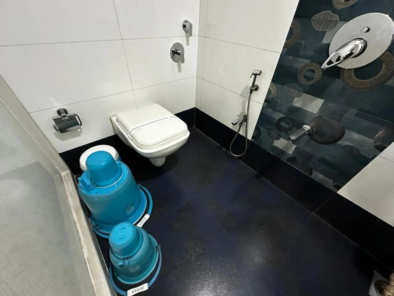 Toilet in Hotel Fantacee