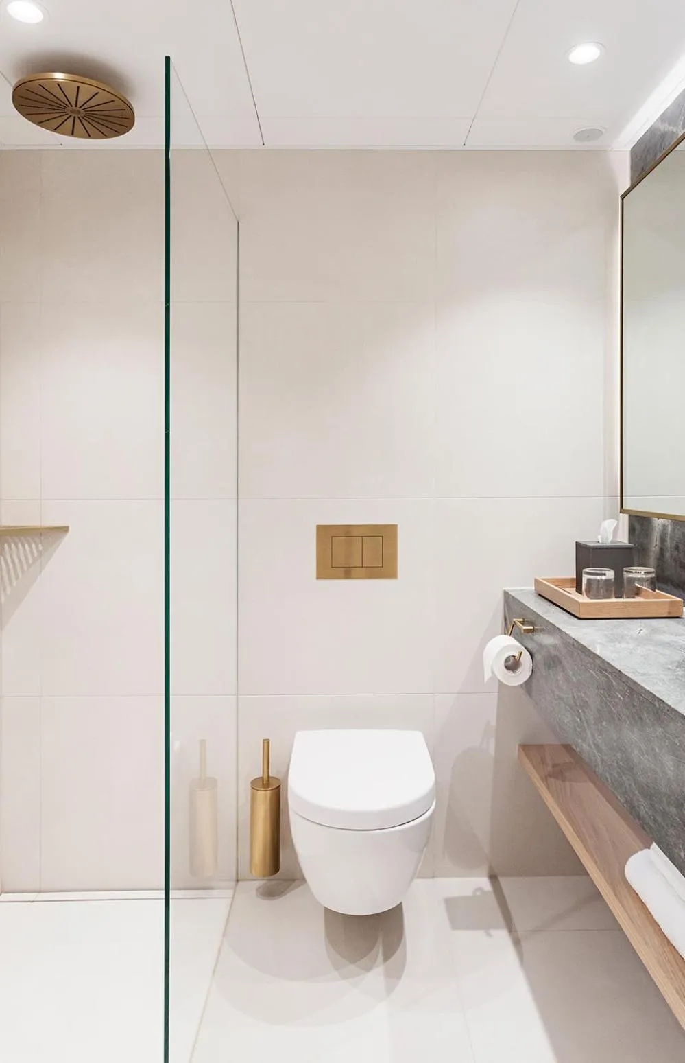 Bathroom in Copenhagen Admiral Hotel