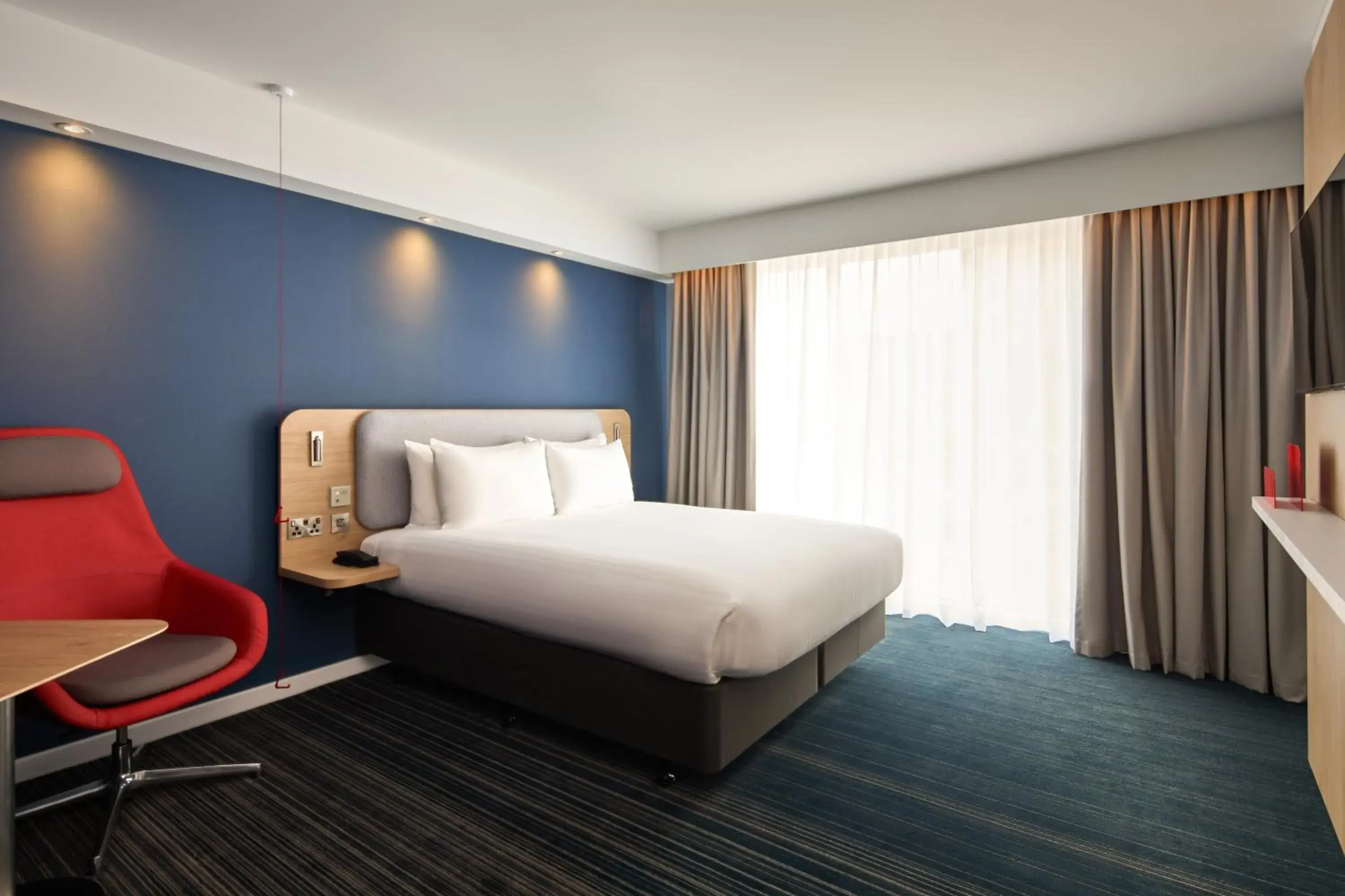 Double Room with Free Hot Breakfast - Accessible in Holiday Inn Express London Limehouse by IHG Double Room with Free Hot Breakfast - Accessible in Holiday Inn Express London Limehouse by IHG