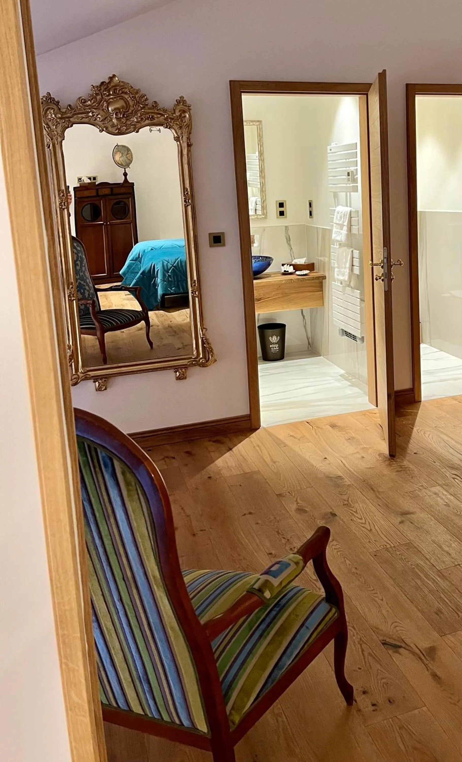 Bed in Demeures & Châteaux Domaine de la Grange de Condé