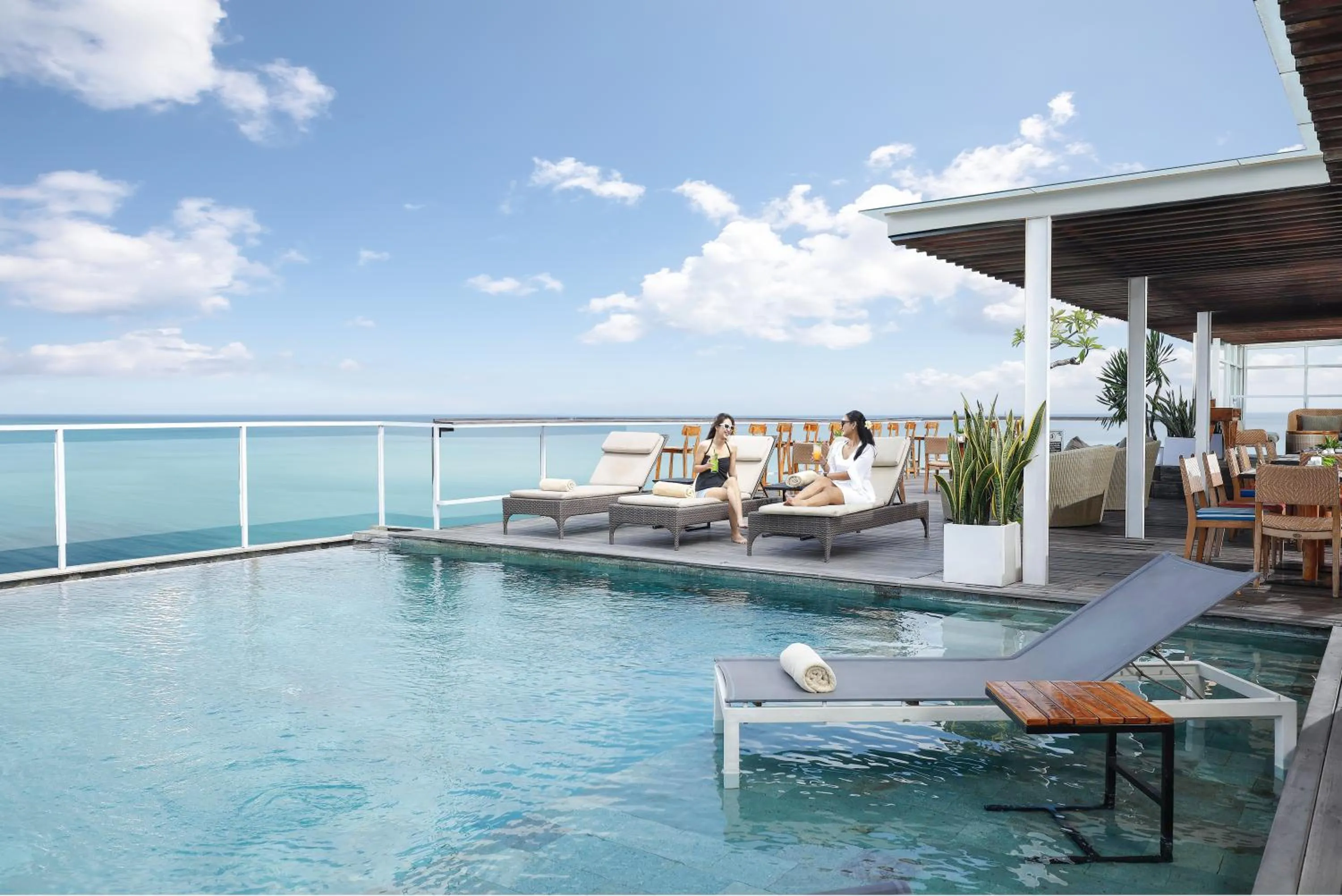 Swimming pool in Aston Canggu Beach Resort