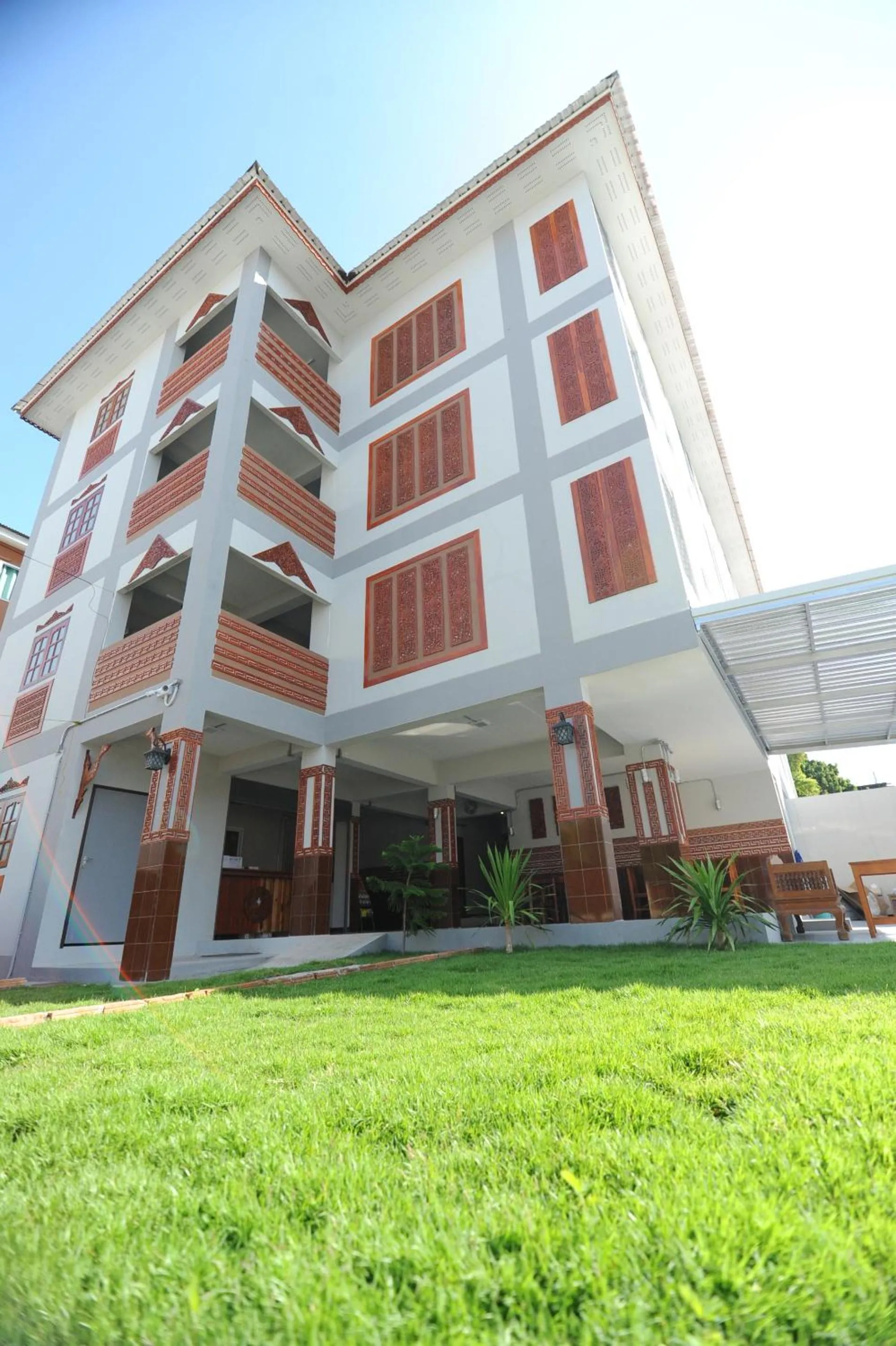 Facade/entrance in Nanya Hotel Chiang Mai