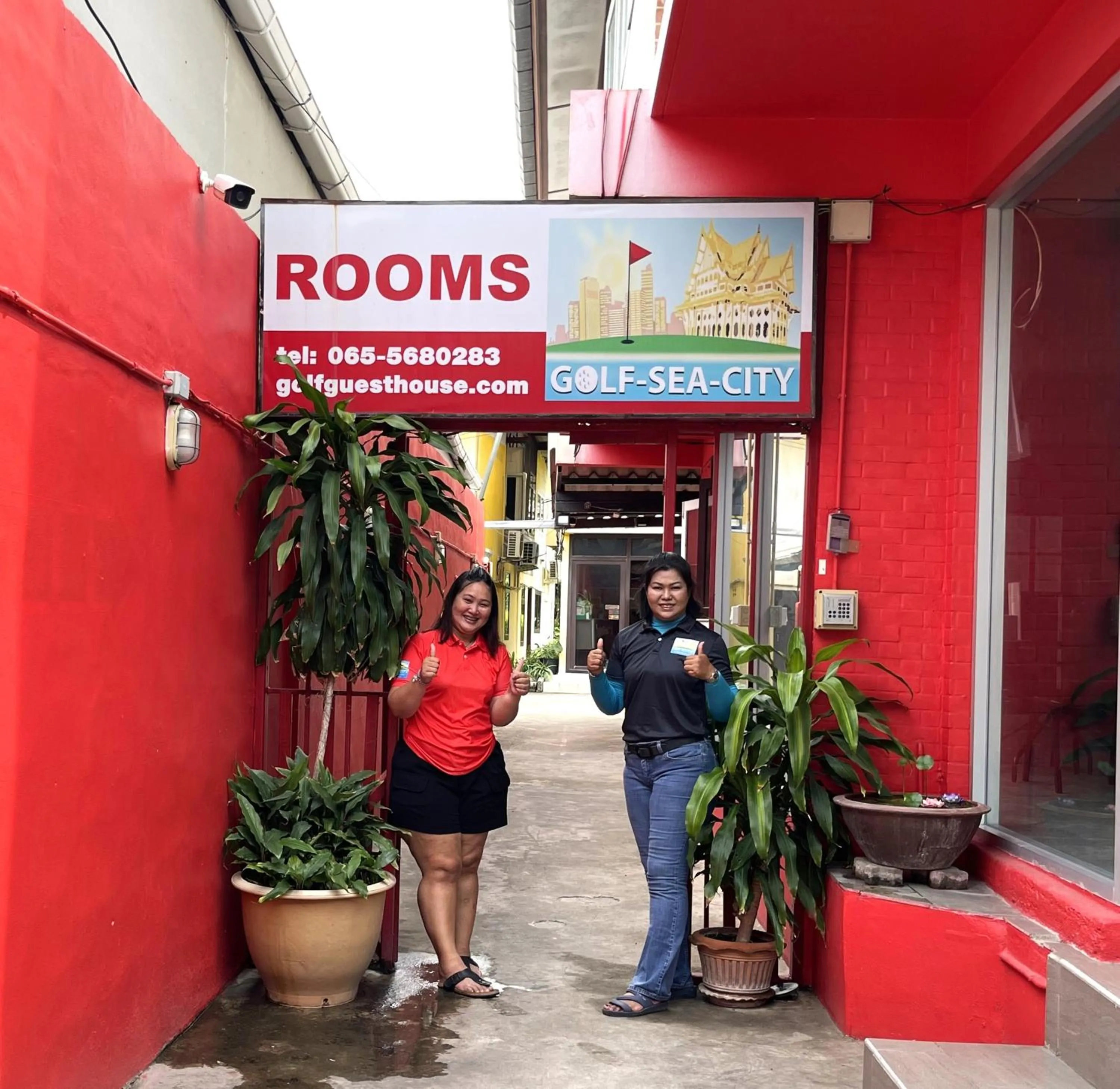 Facade/entrance in Golf-Sea-City Guest House