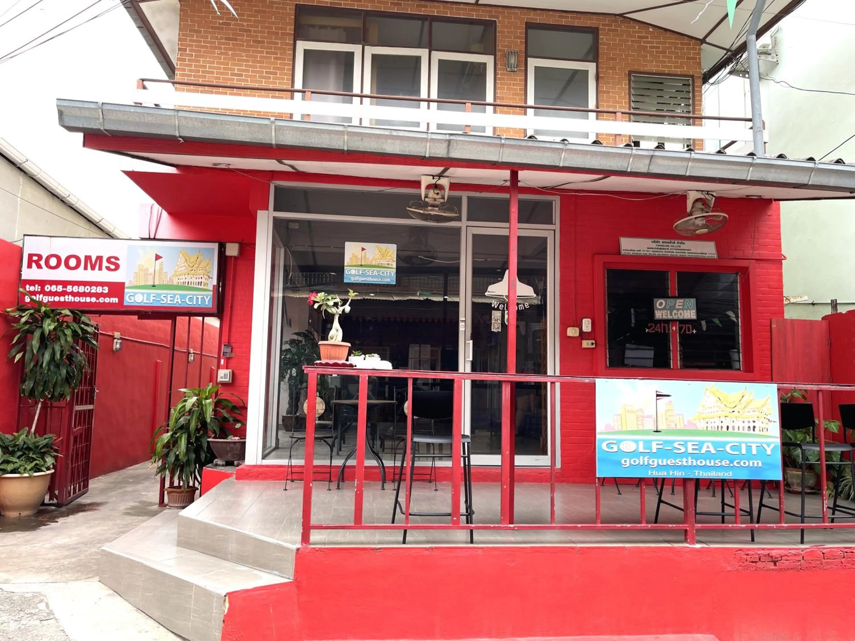 Property building in Golf-Sea-City Guest House